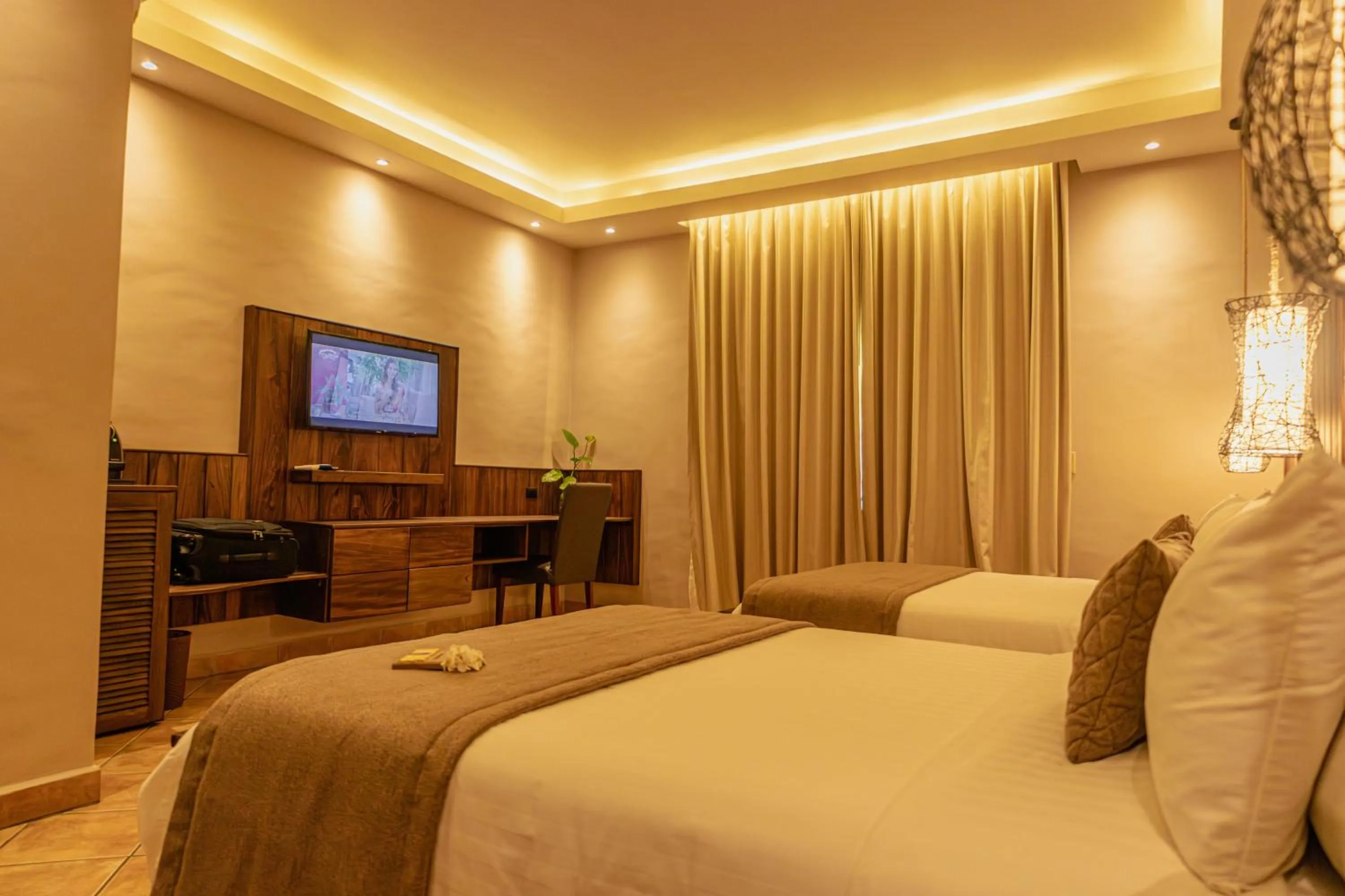 Photo of the whole room, Bed in Valle Escondido Resort