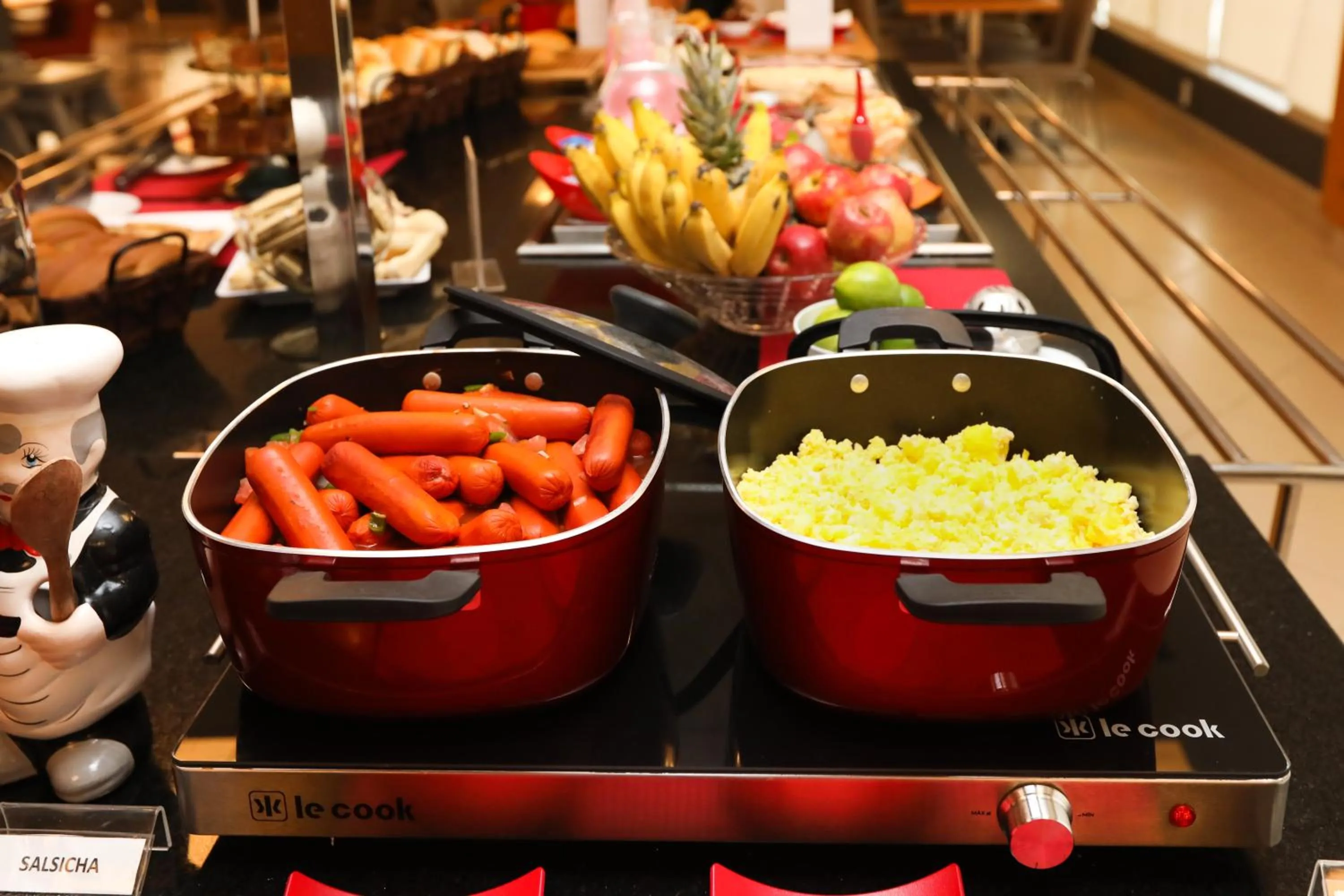 Food in ibis Montes Claros Shopping