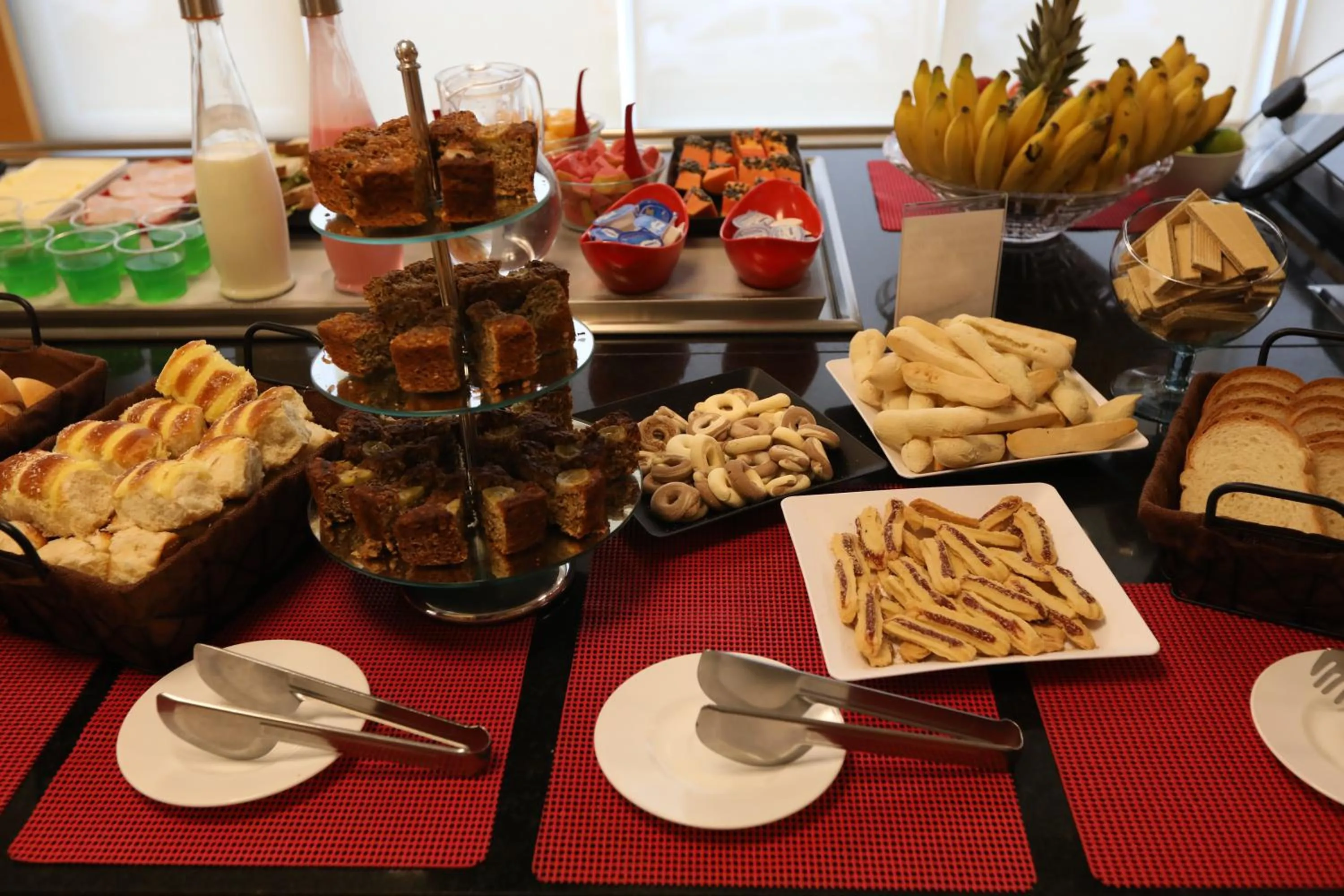 Breakfast in ibis Montes Claros Shopping