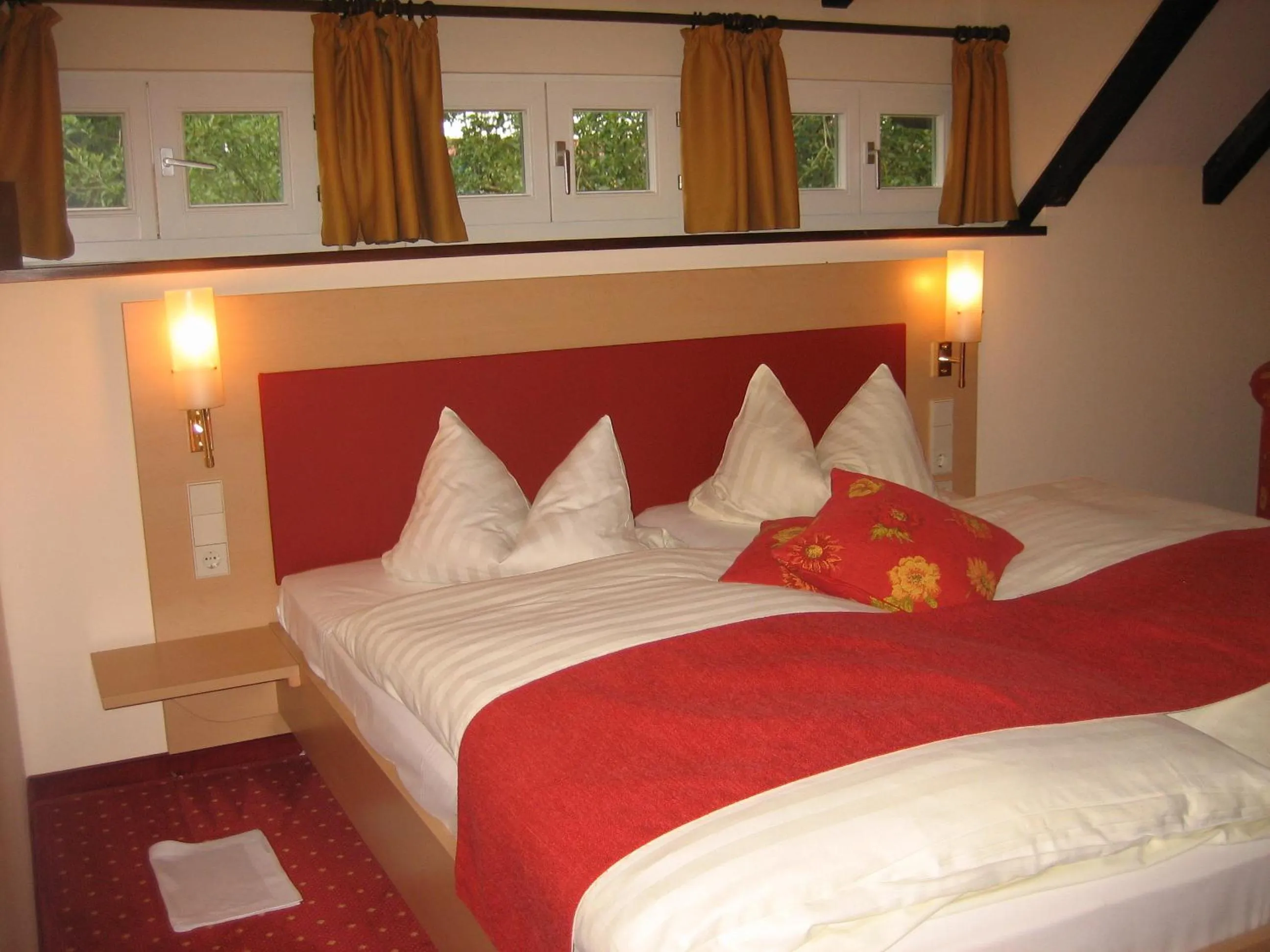 Bed in Hotel Hirschen