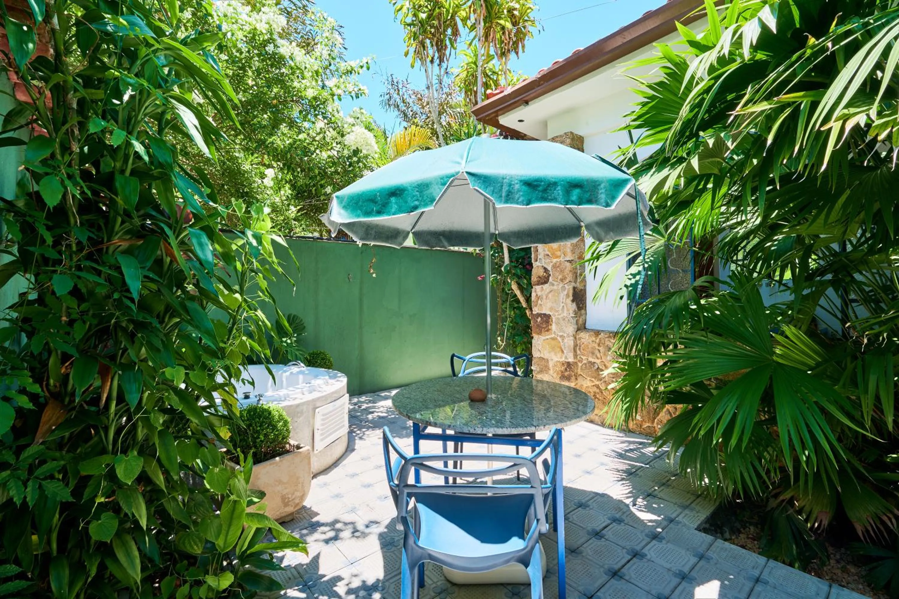 Pousada Pontal Gardens