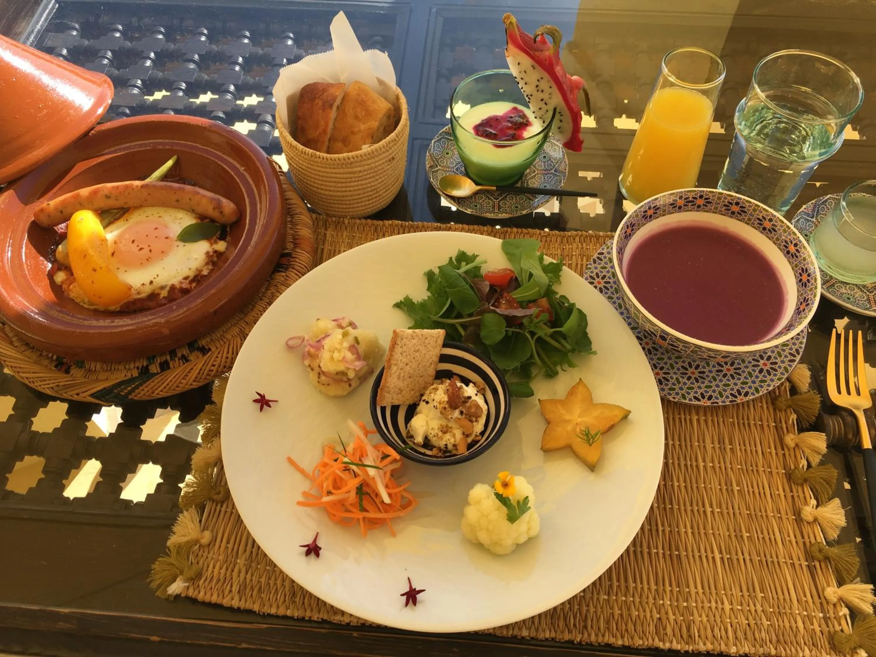 Food and drinks in Riad Lamp