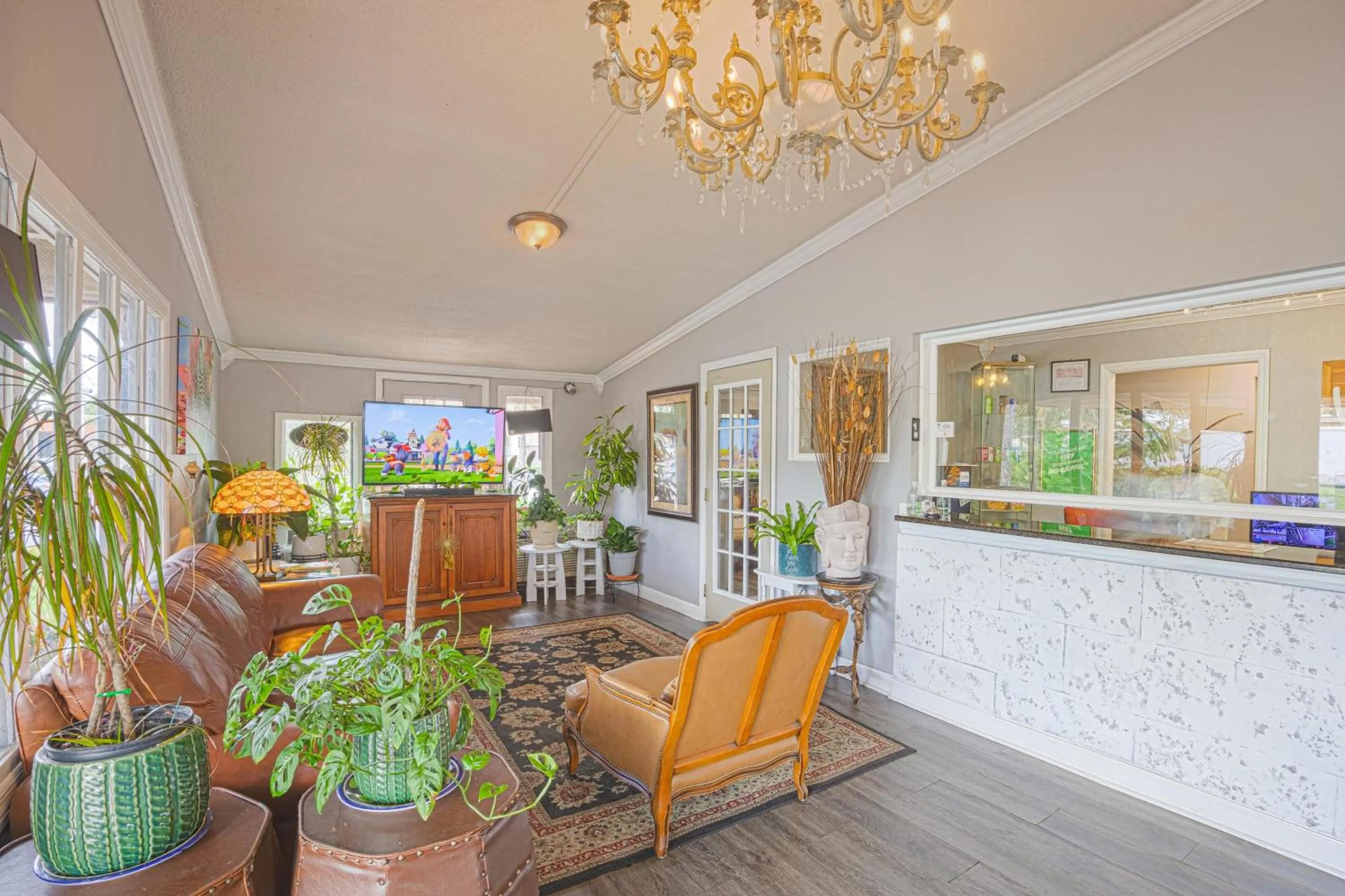 Lobby or reception in Liberty Garden Inn by OYO Kissimmee near Disney World