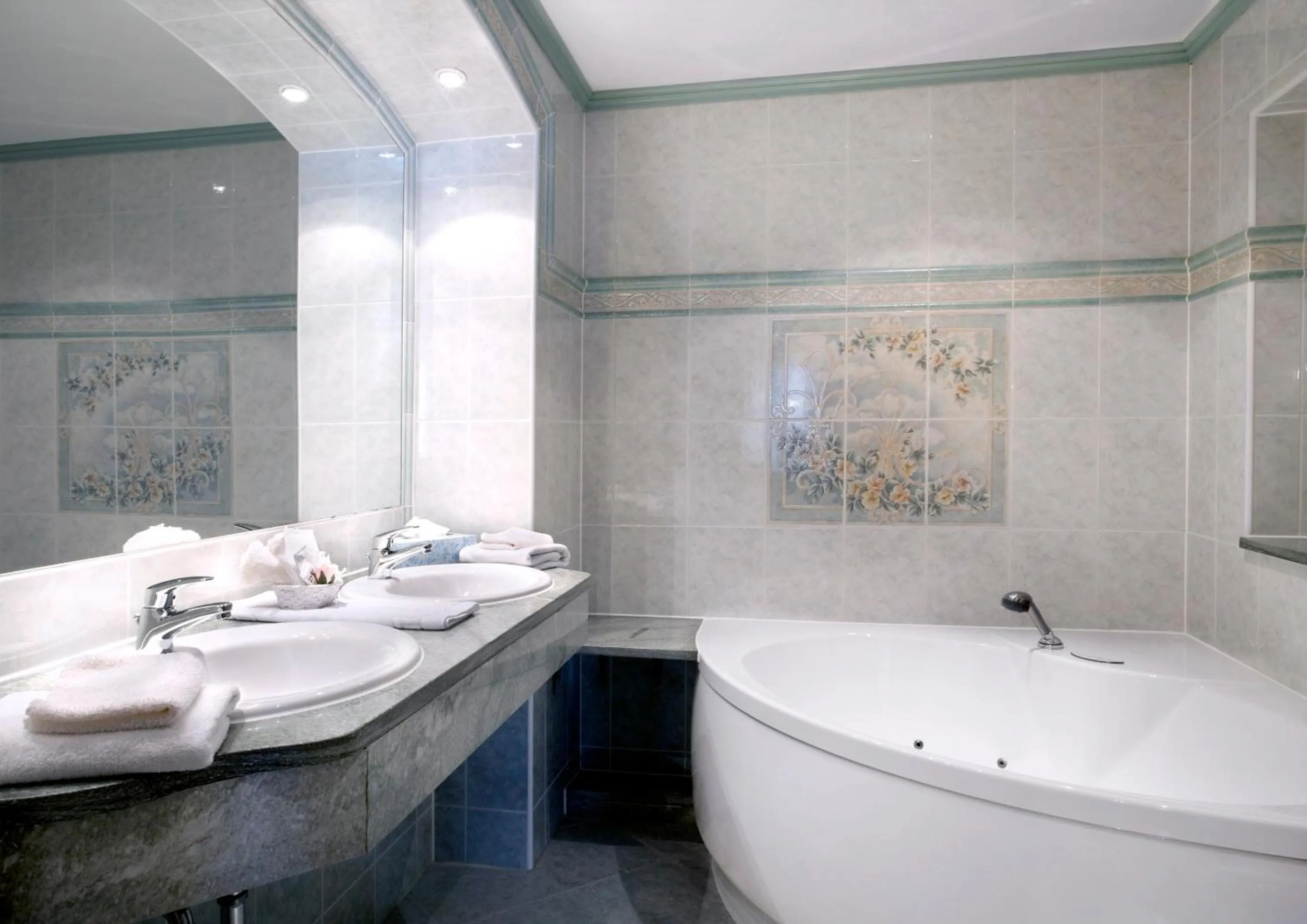 Photo of the whole room in Post-Hotel