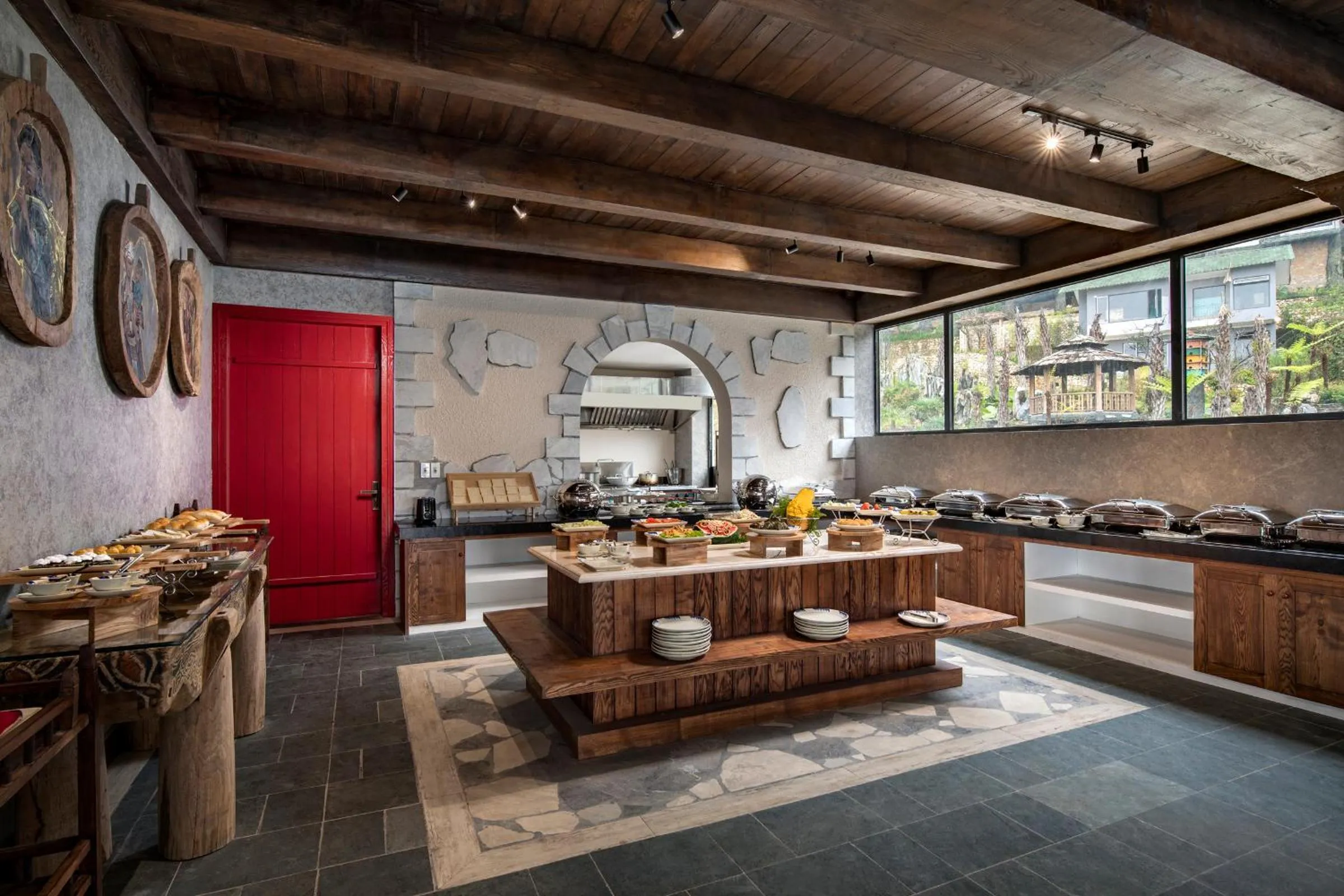 Restaurant/places to eat in Sapa Catcat Hills Resort & Spa