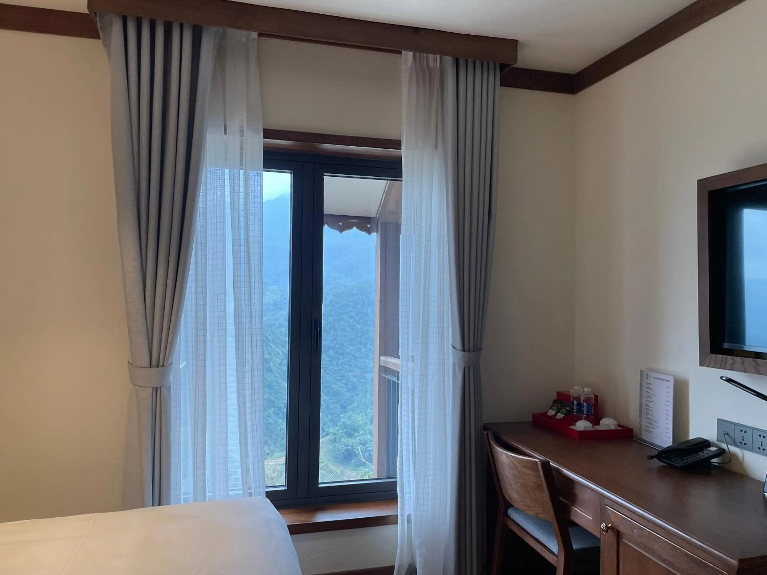 Bed in Sapa Catcat Hills Resort & Spa