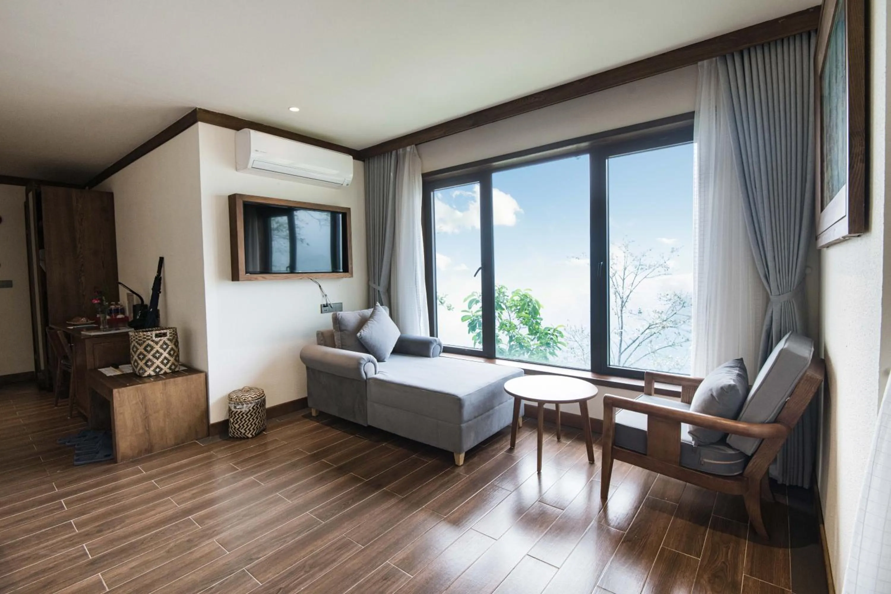 Bed in Sapa Catcat Hills Resort & Spa