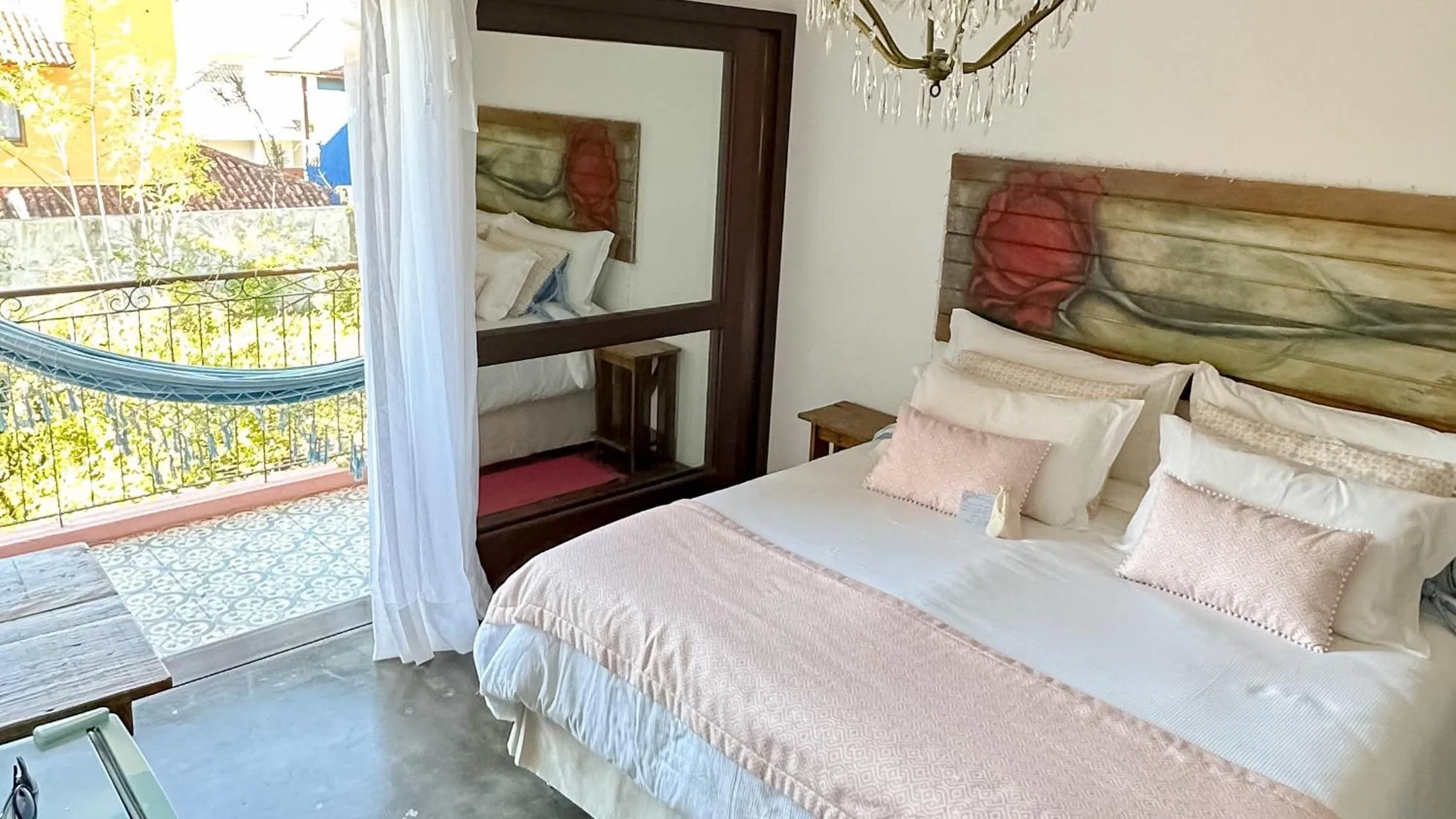 Photo of the whole room, Bed in Pousada Vila Rosada