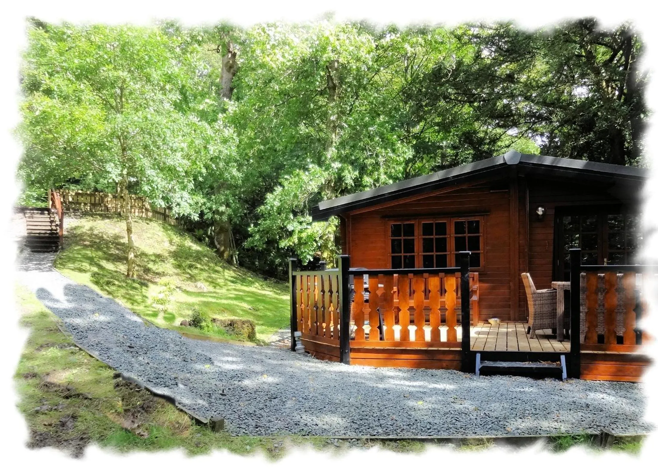 Garden in Blelham Tarn Rustic cabin in tranquil woodland