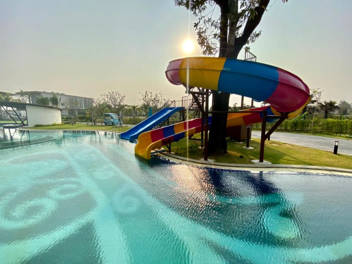 Swimming pool in Elmas Cha Am Design Hotel