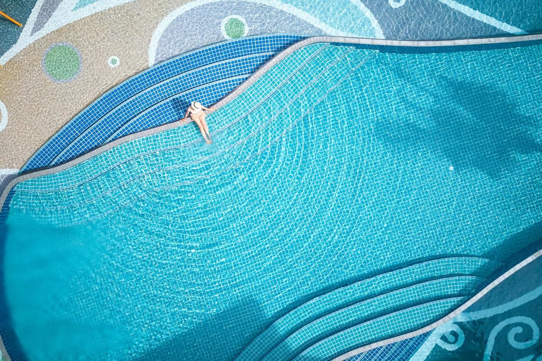 Swimming pool in Elmas Cha Am Design Hotel