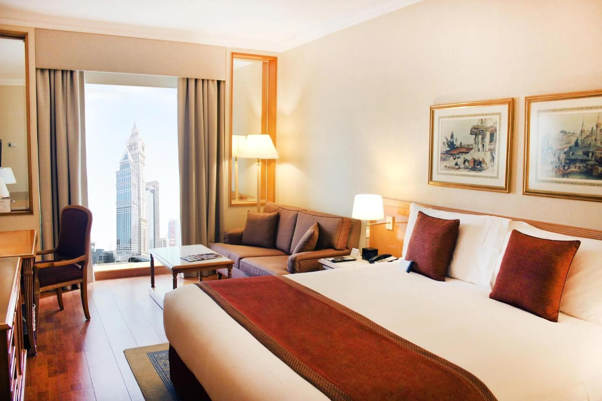 Photo of the whole room, Bed in Millennium Plaza Downtown, Dubai
