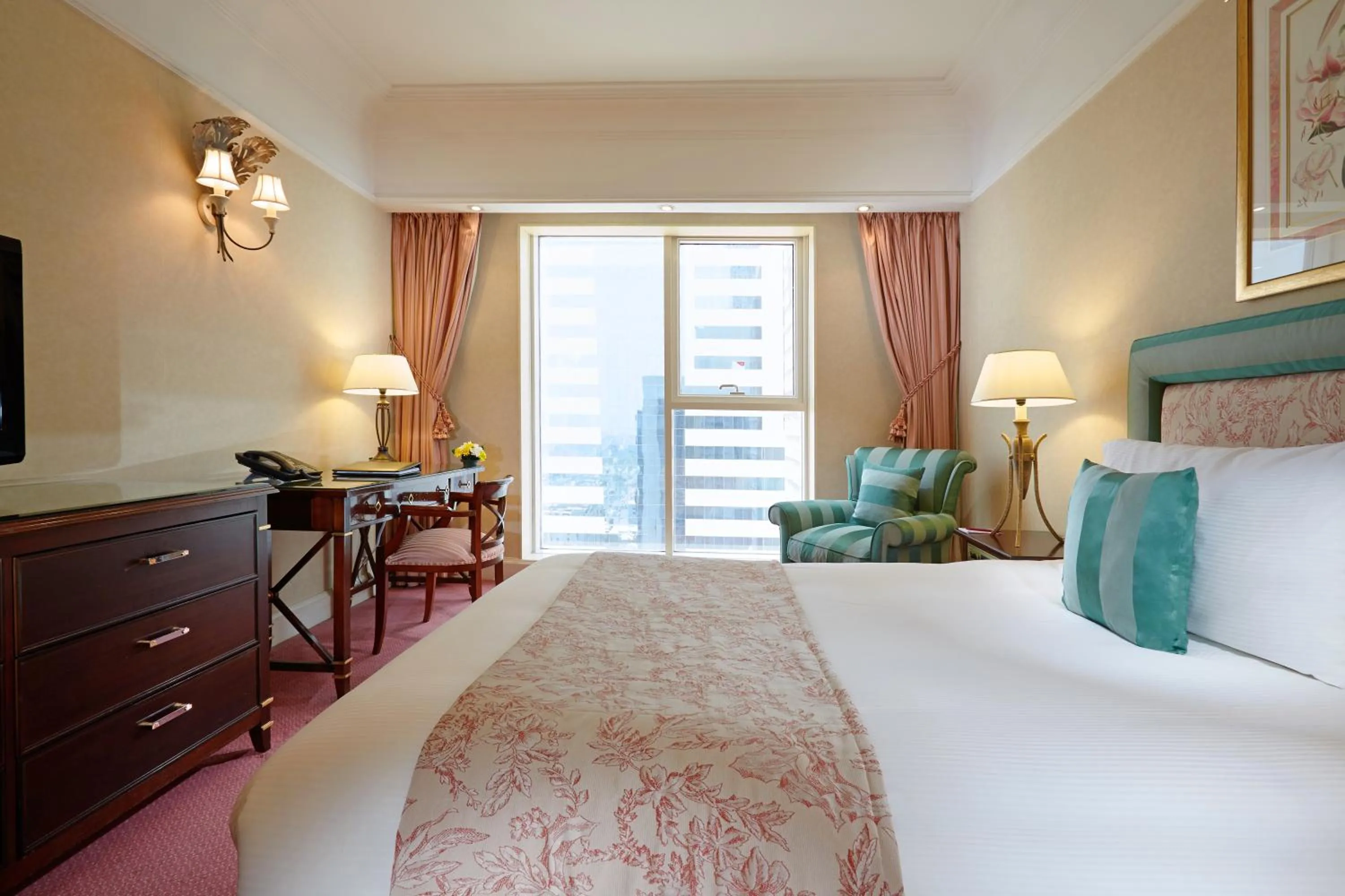 Bedroom, Bed in Millennium Plaza Downtown, Dubai