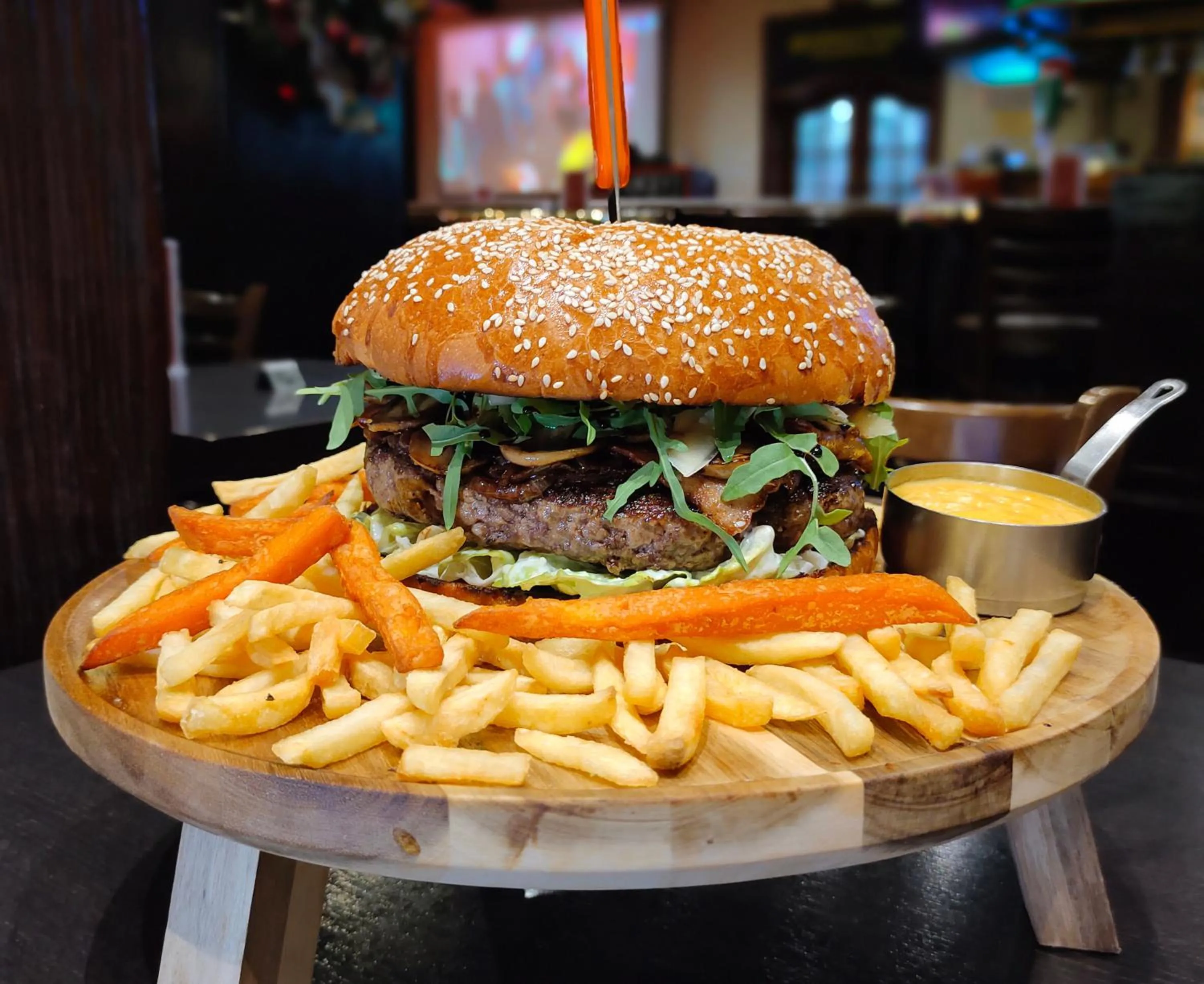 Restaurant/places to eat in Millennium Plaza Downtown, Dubai