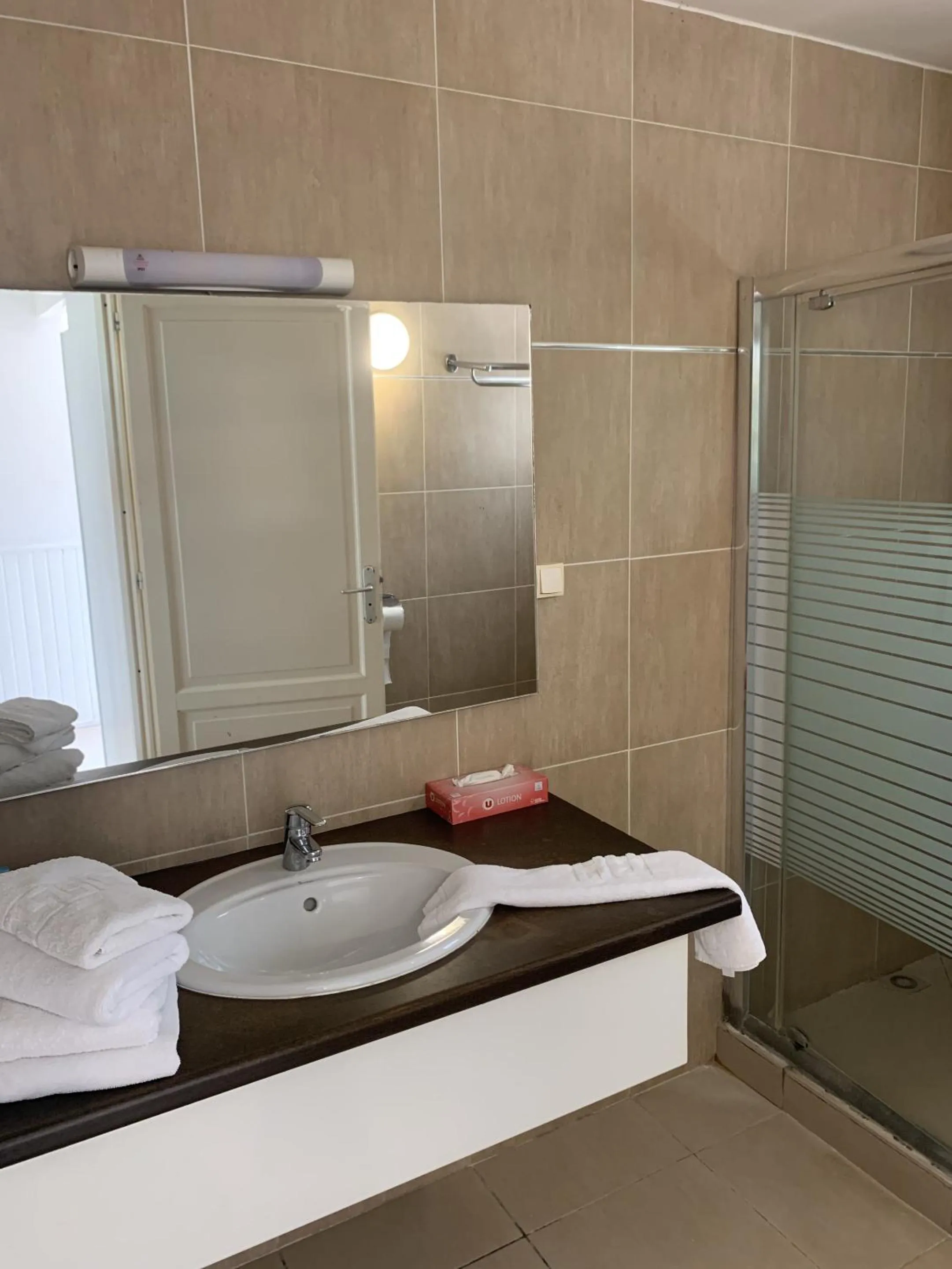 Bathroom in Coco Beach Marie-Galante