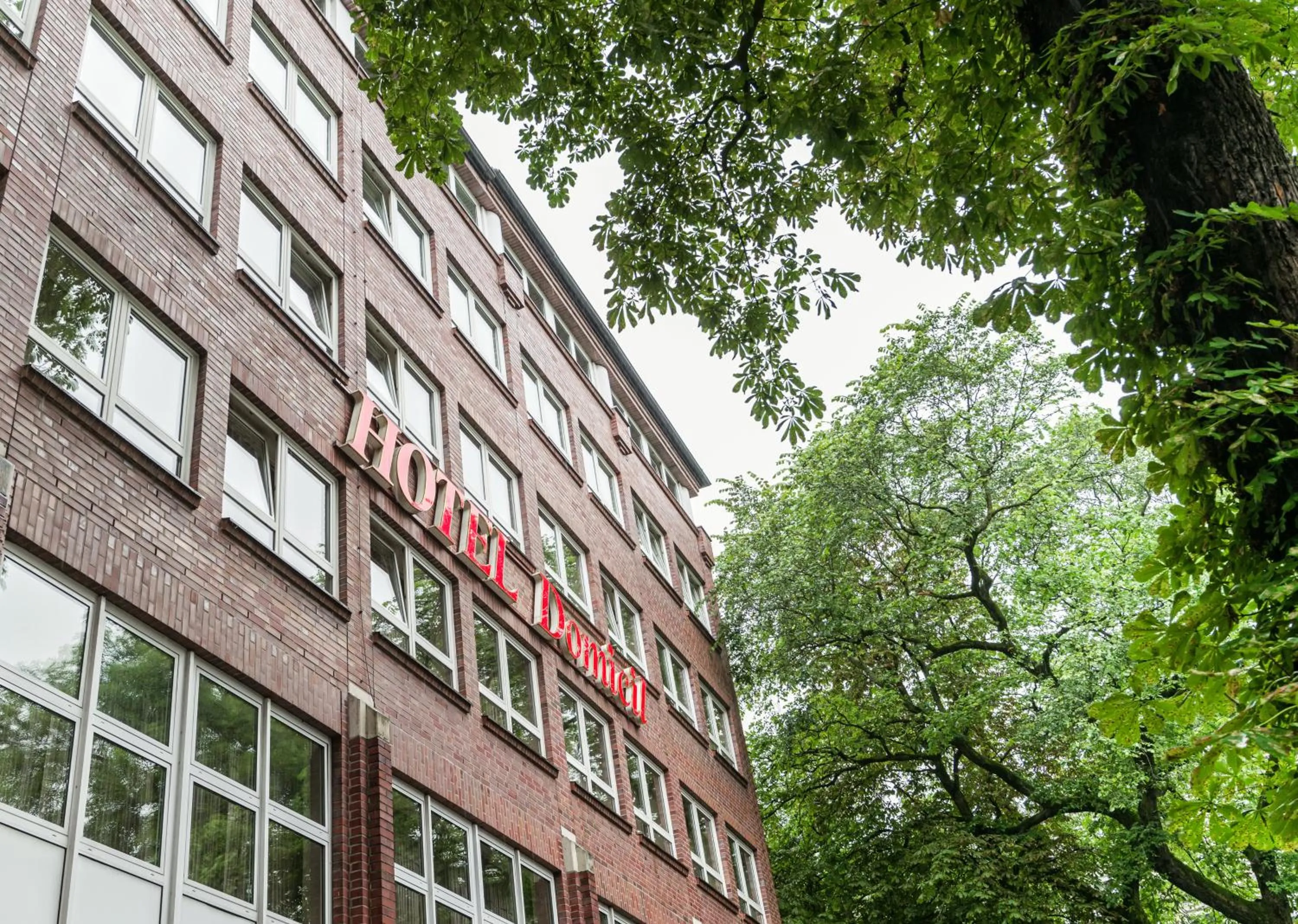 Property building in Hotel Domicil Hamburg by Golden Tulip