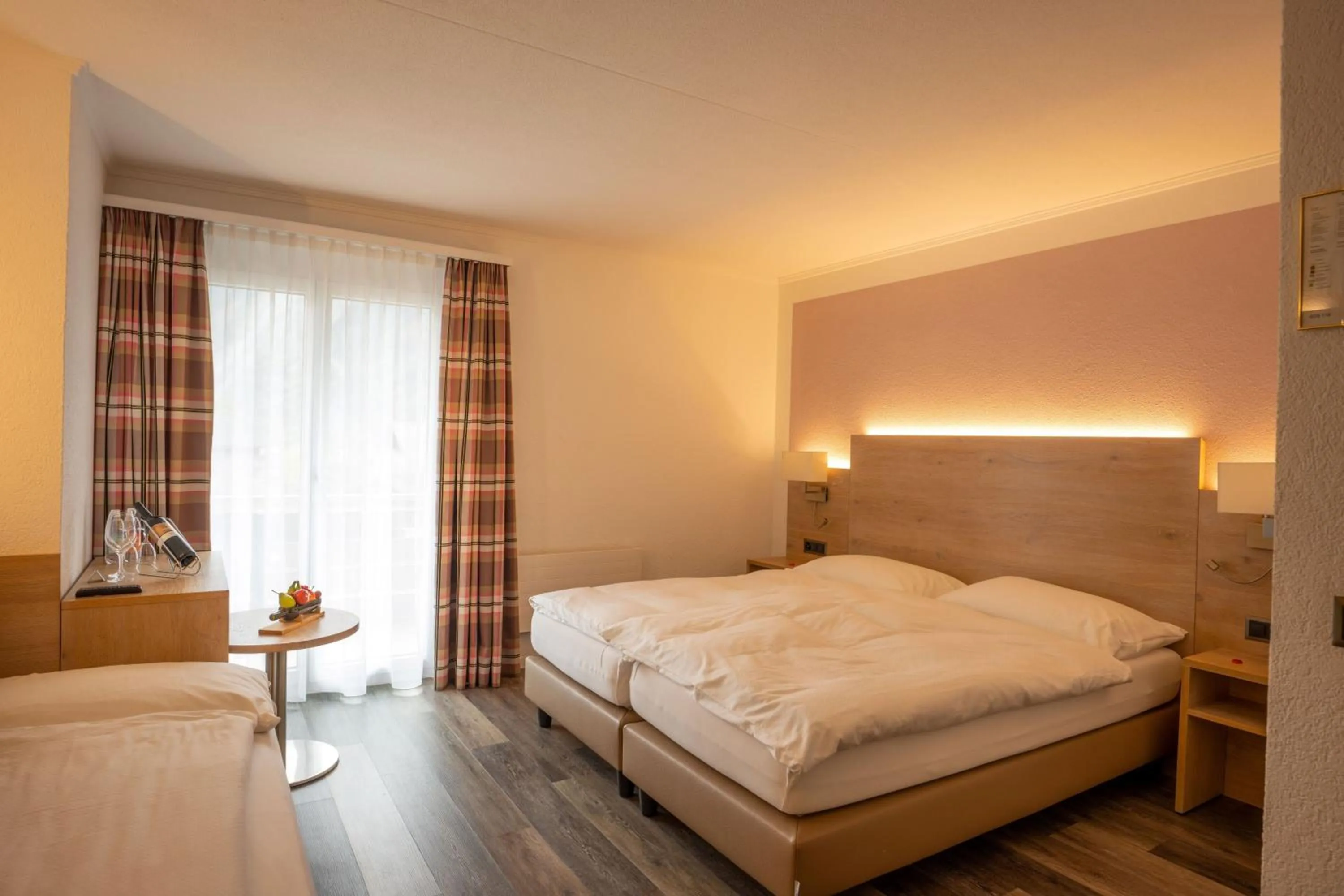 Photo of the whole room, Bed in Hotel Brienz