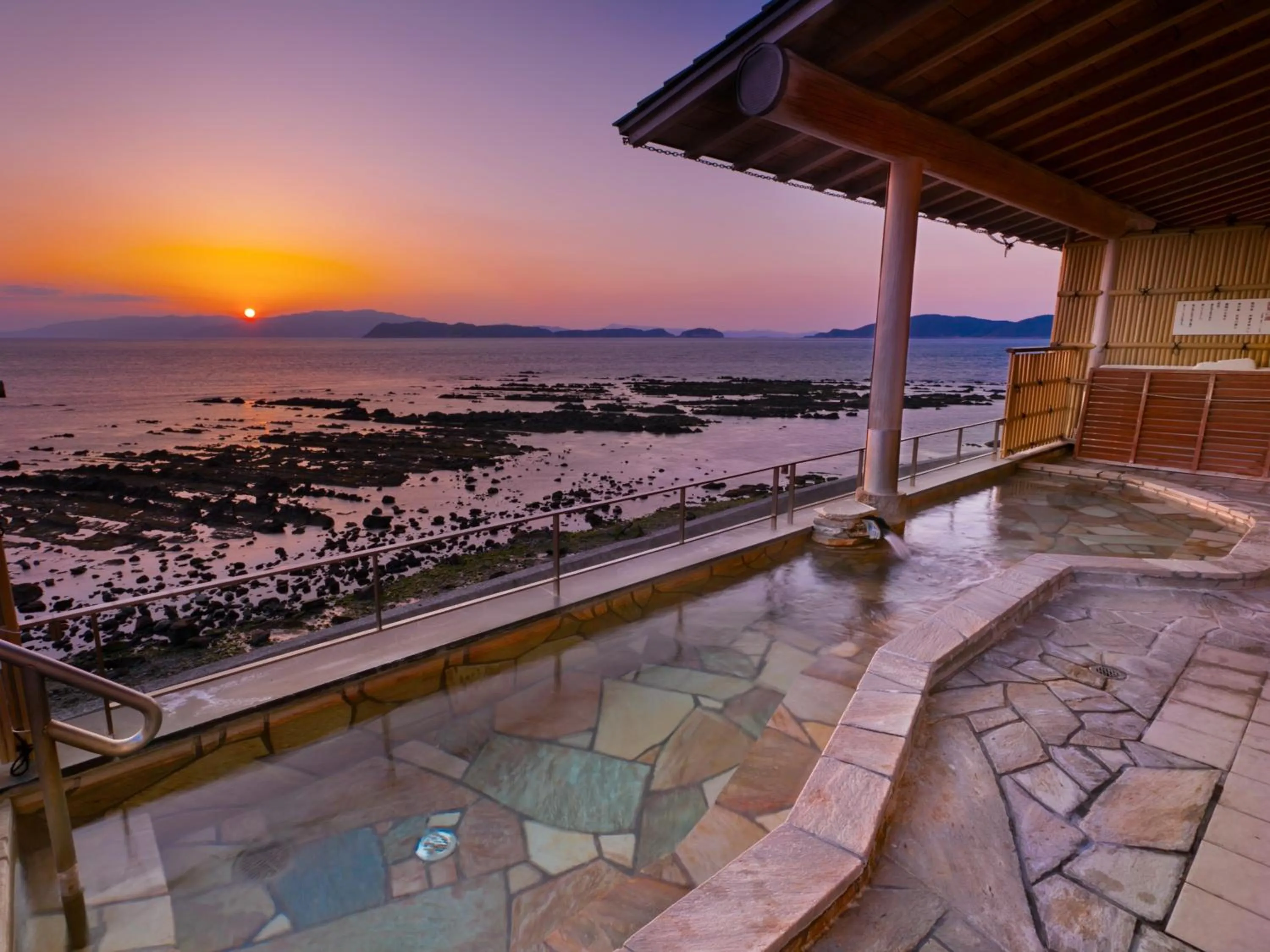 Wakayama Kada Onsen Kada Kaigetsu (ex. Azumaya Seaside Hotel)