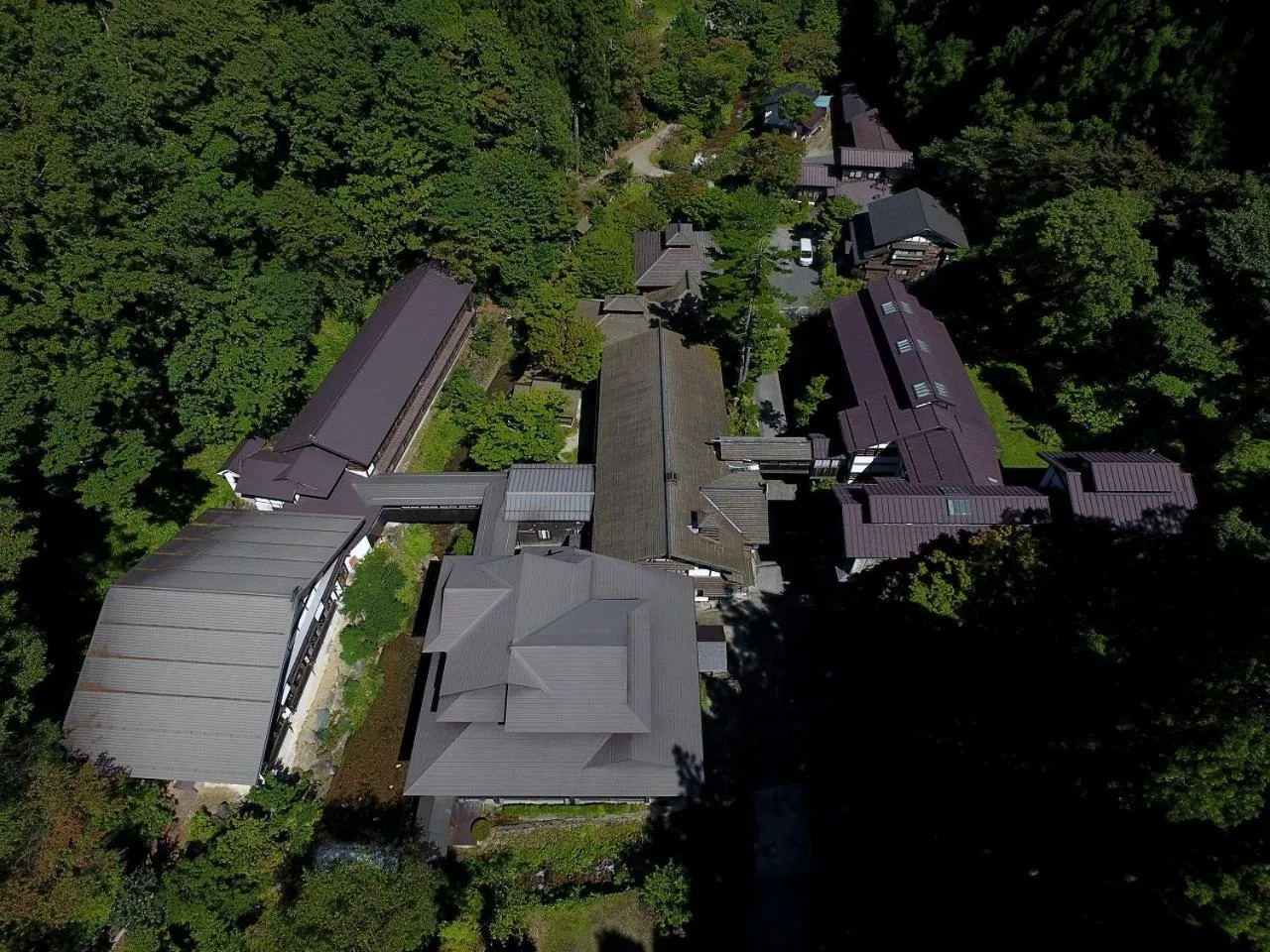 Property building in Houshi Onsen Chojukan