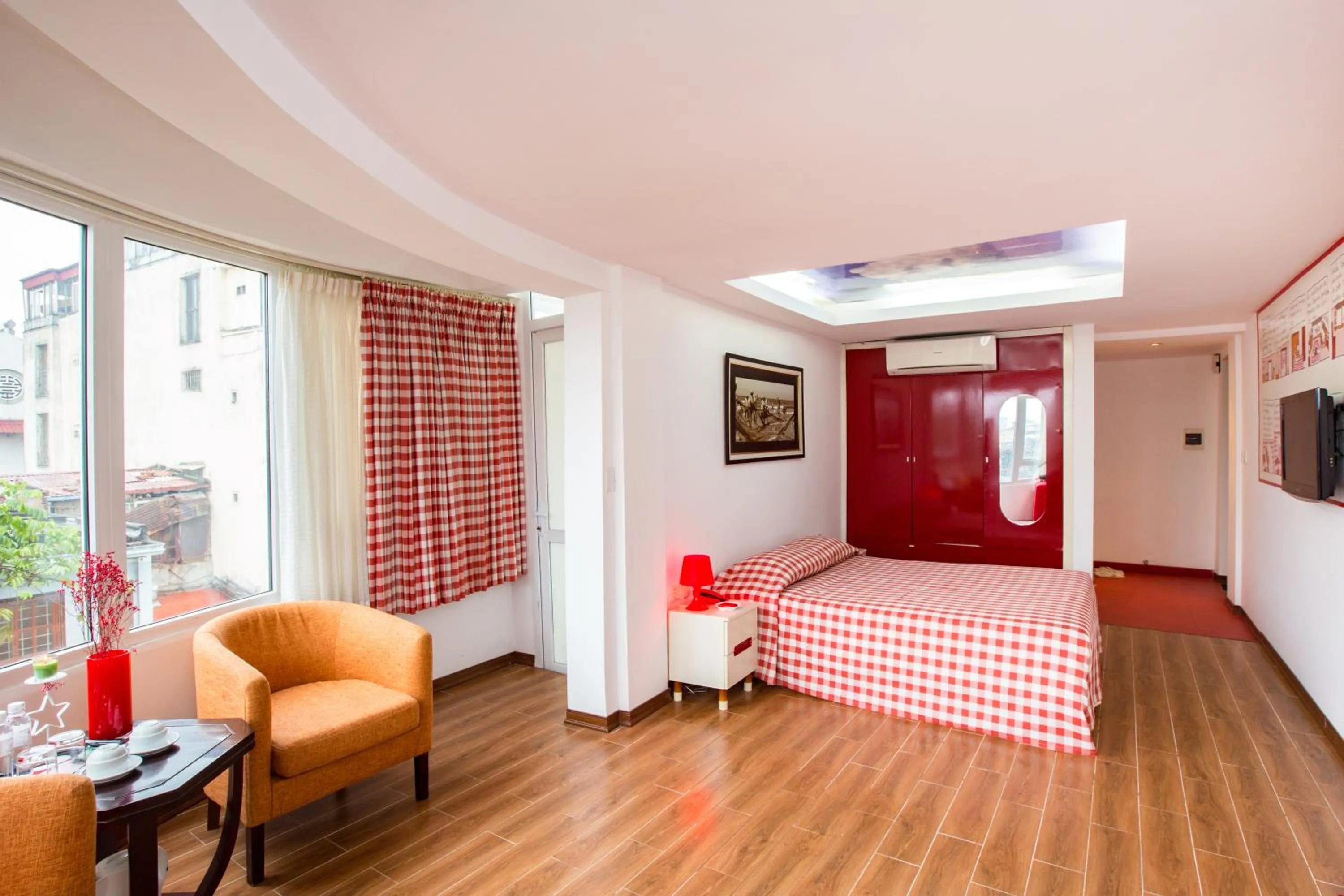 Photo of the whole room, Bed in Thang Long Espana Hotel