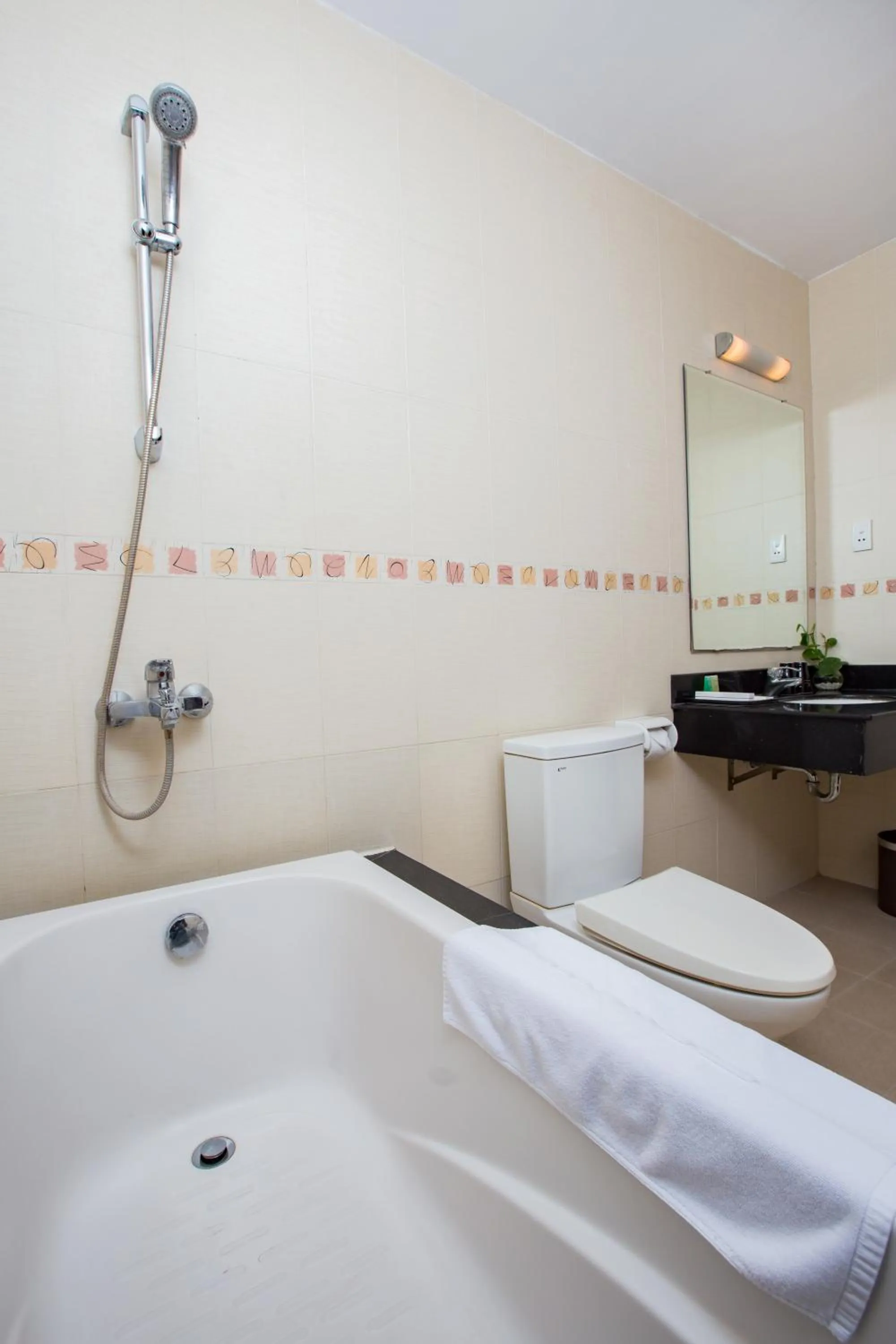 Bathroom, Bed in Thang Long Espana Hotel