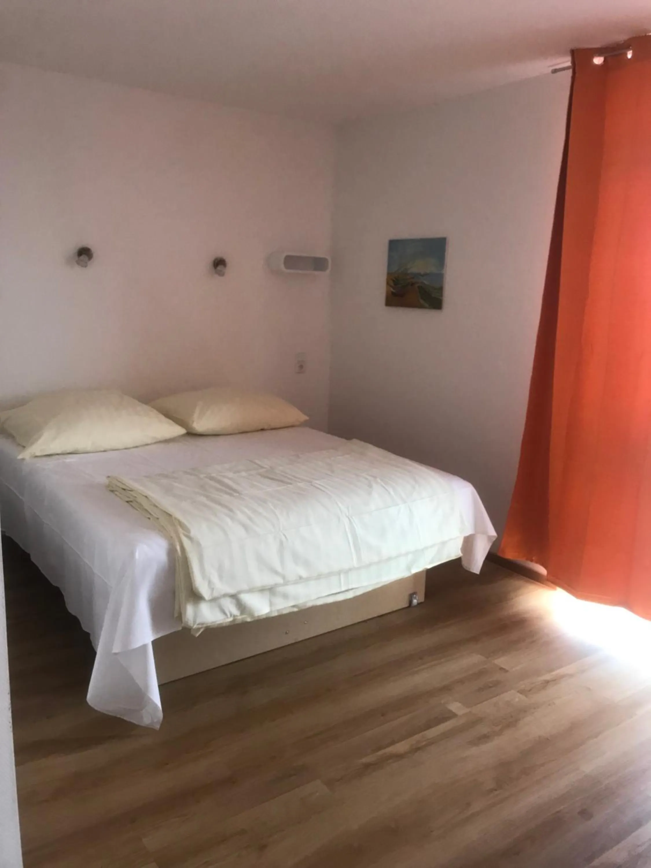 Photo of the whole room, Bed in i-Motel