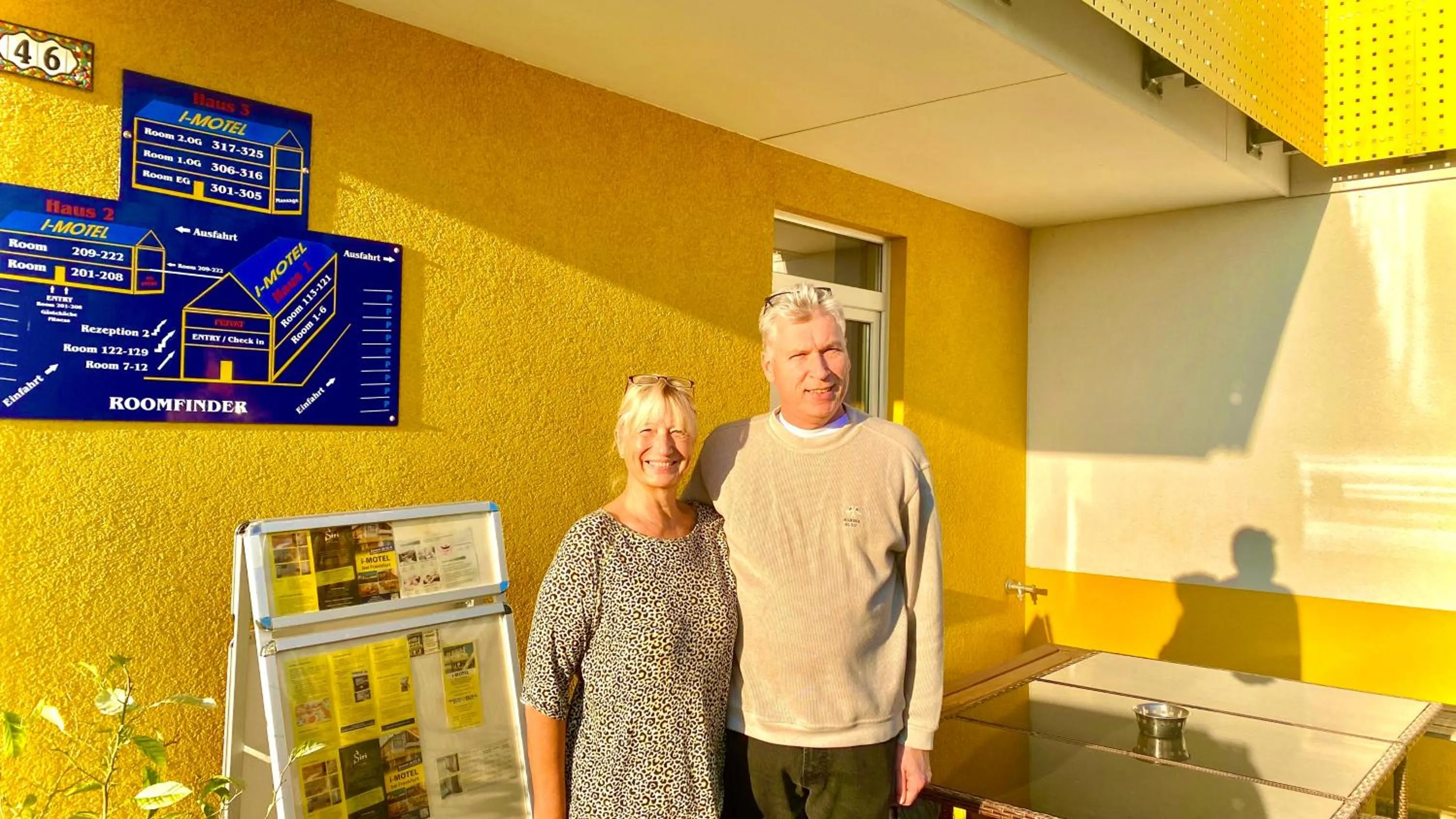 Property building in i-Motel