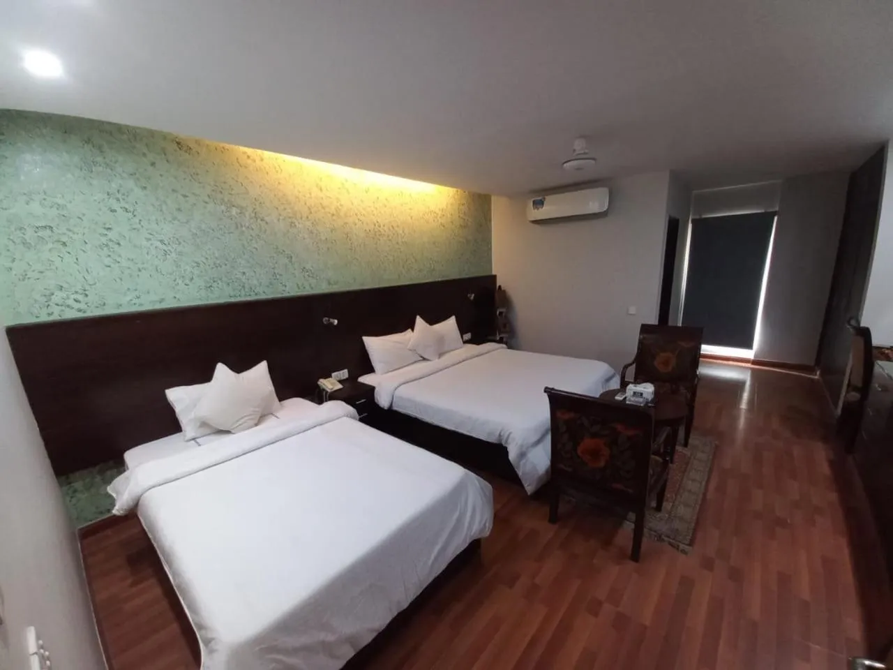Bedroom in Hira Guest House