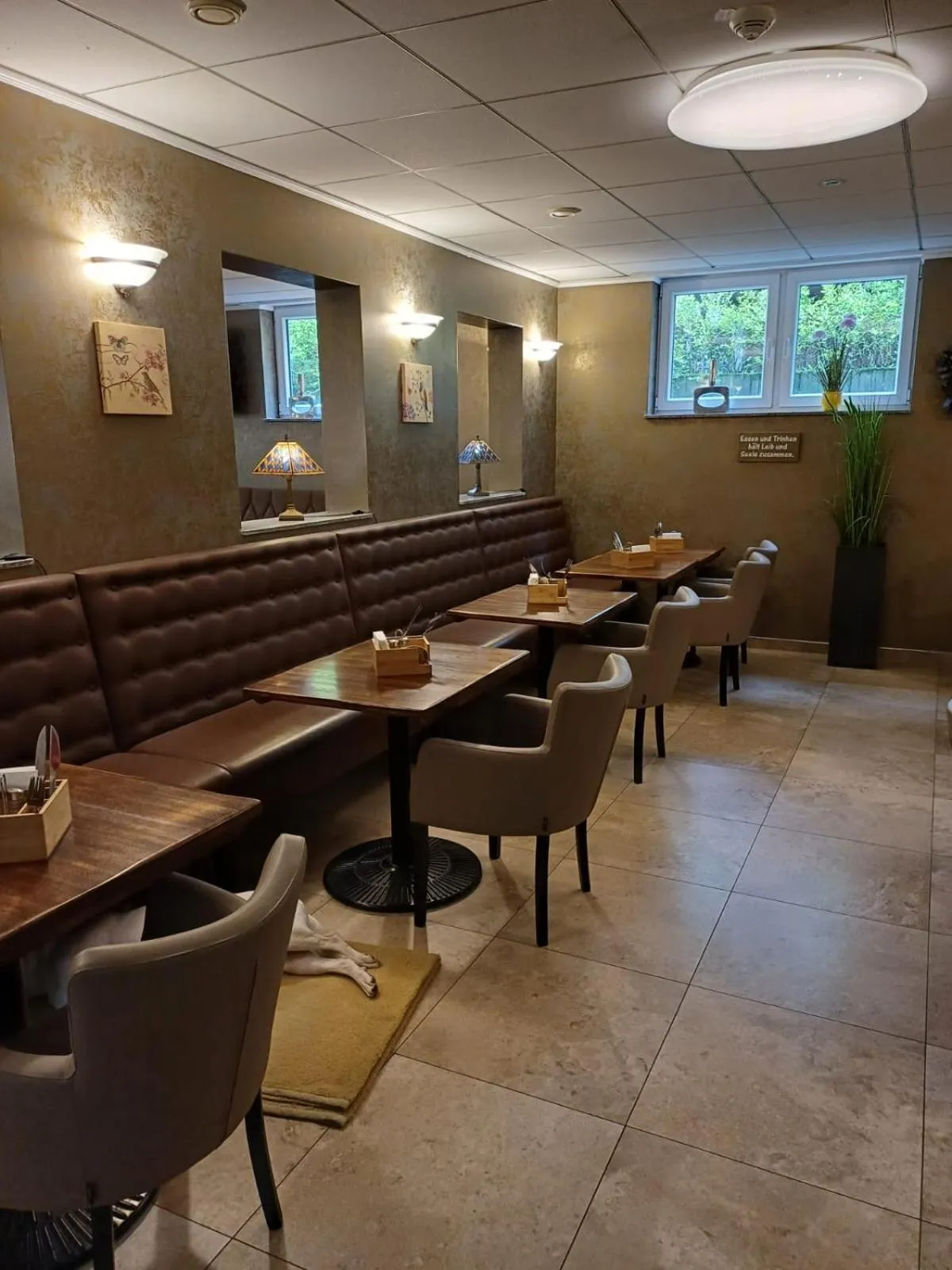 Restaurant/places to eat in Hotel Nord