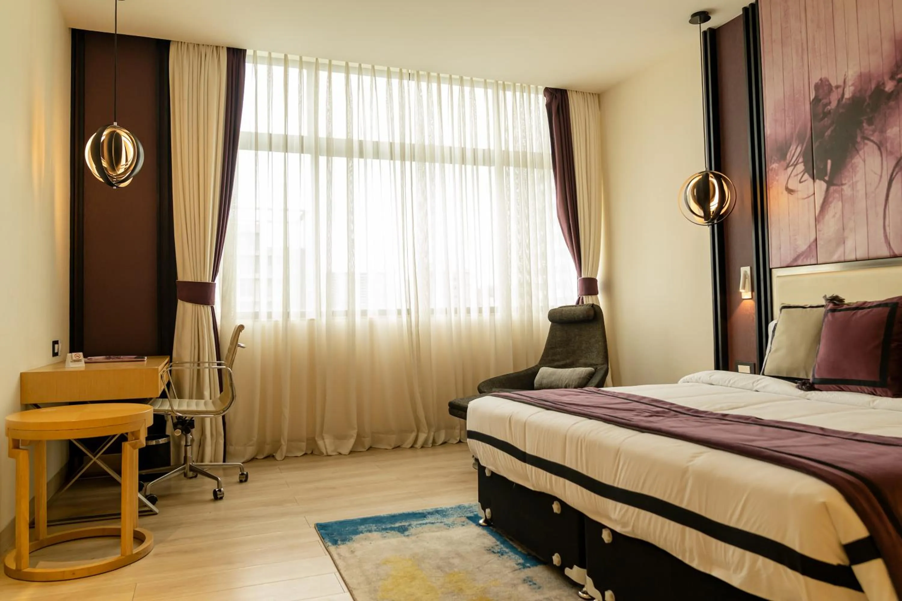 hair dresser, Bed in BEYZAA HOTEL AND SUITES