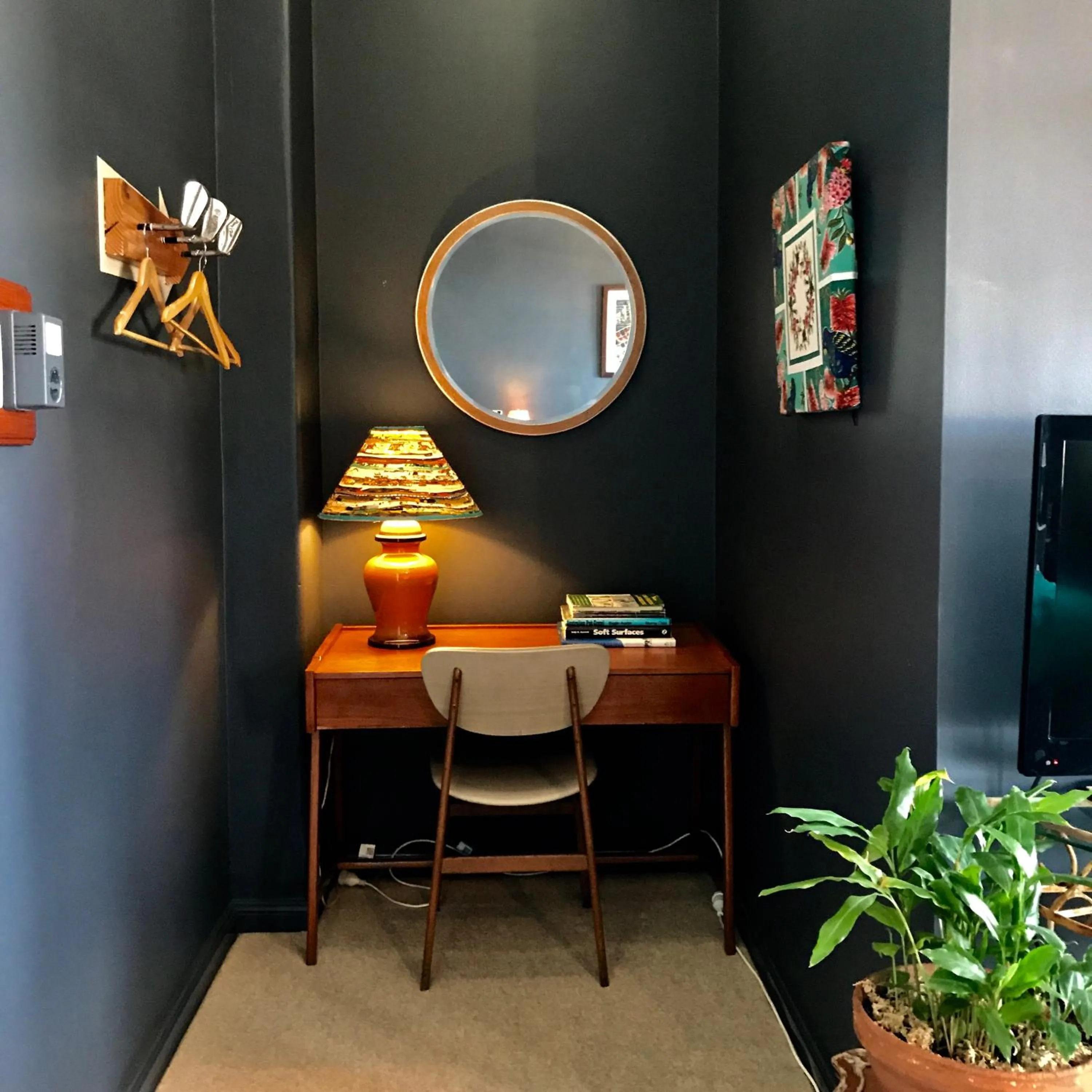 Decorative detail in Vine Valley Inn