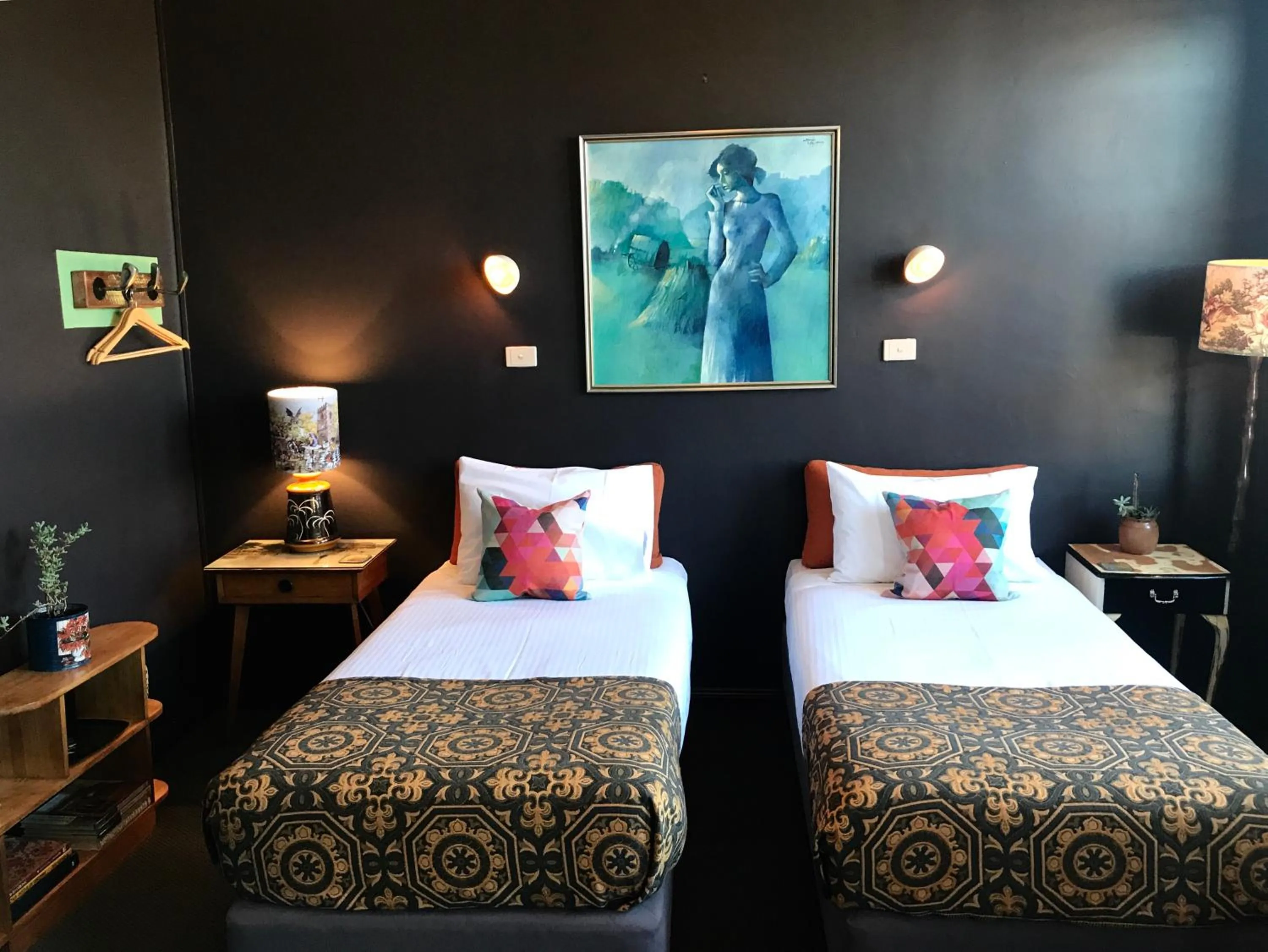 Bed in Vine Valley Inn