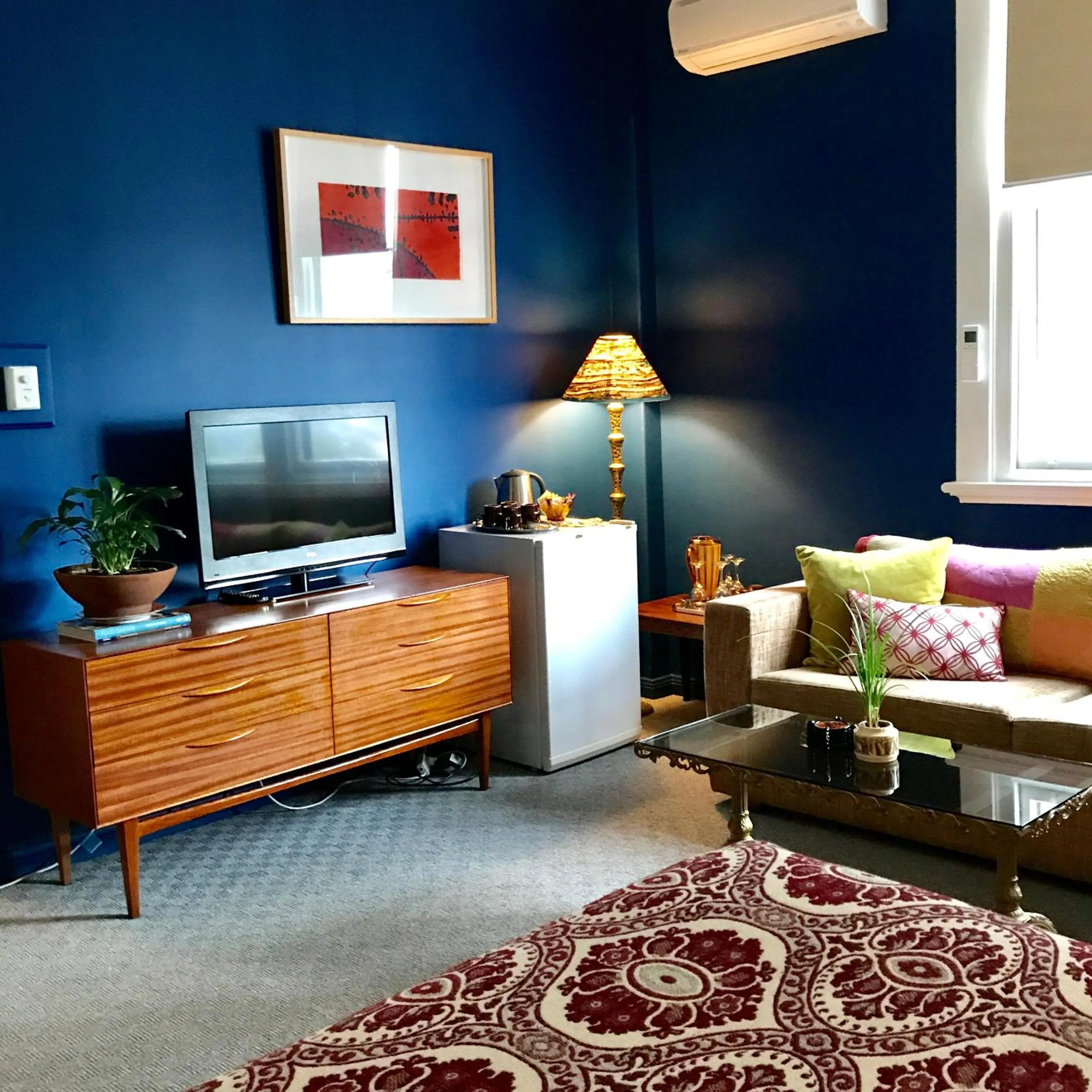 Shower in Vine Valley Inn