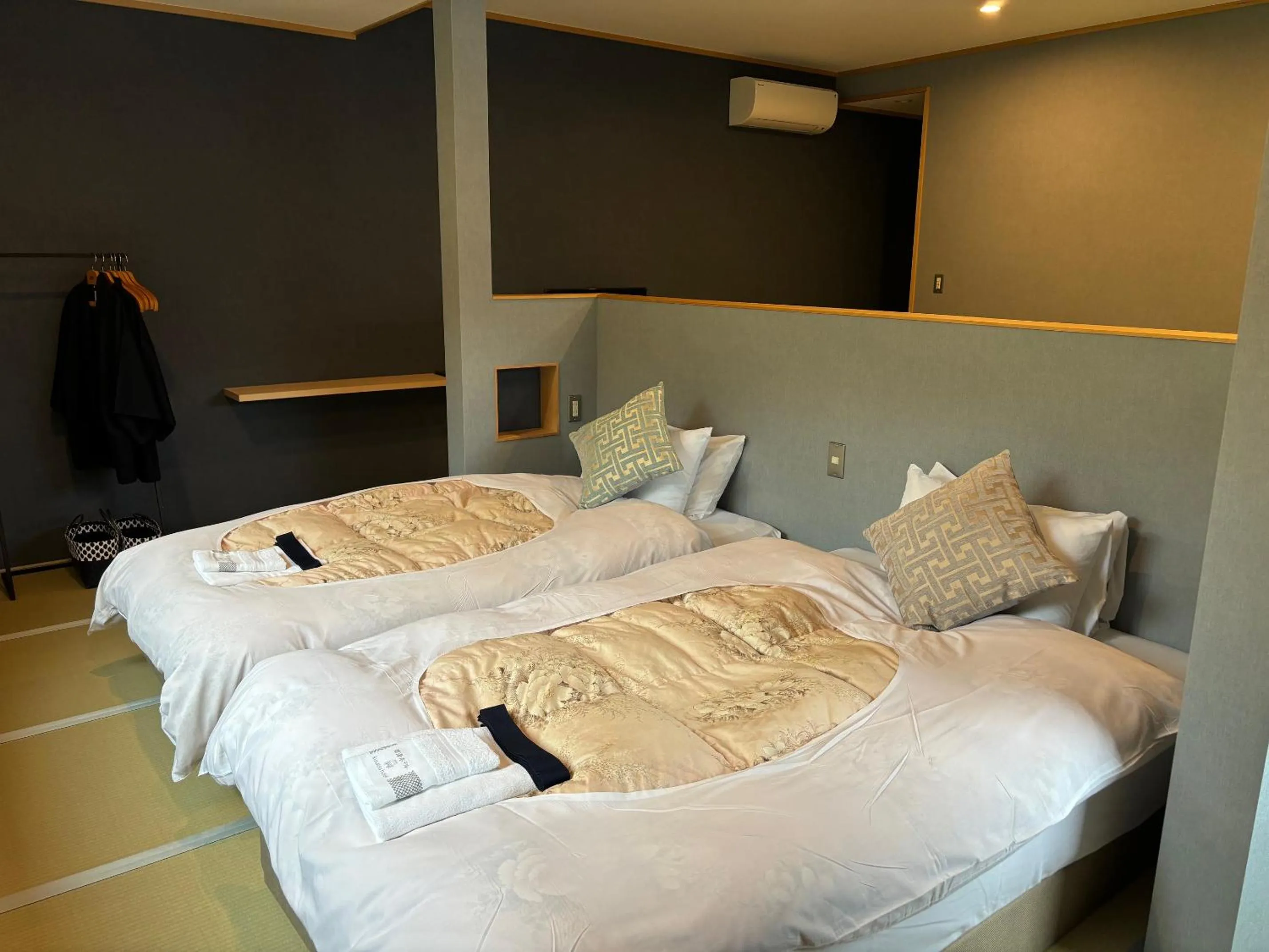 Bed in Kusatsu Onsen Kusatsu Hotel1913