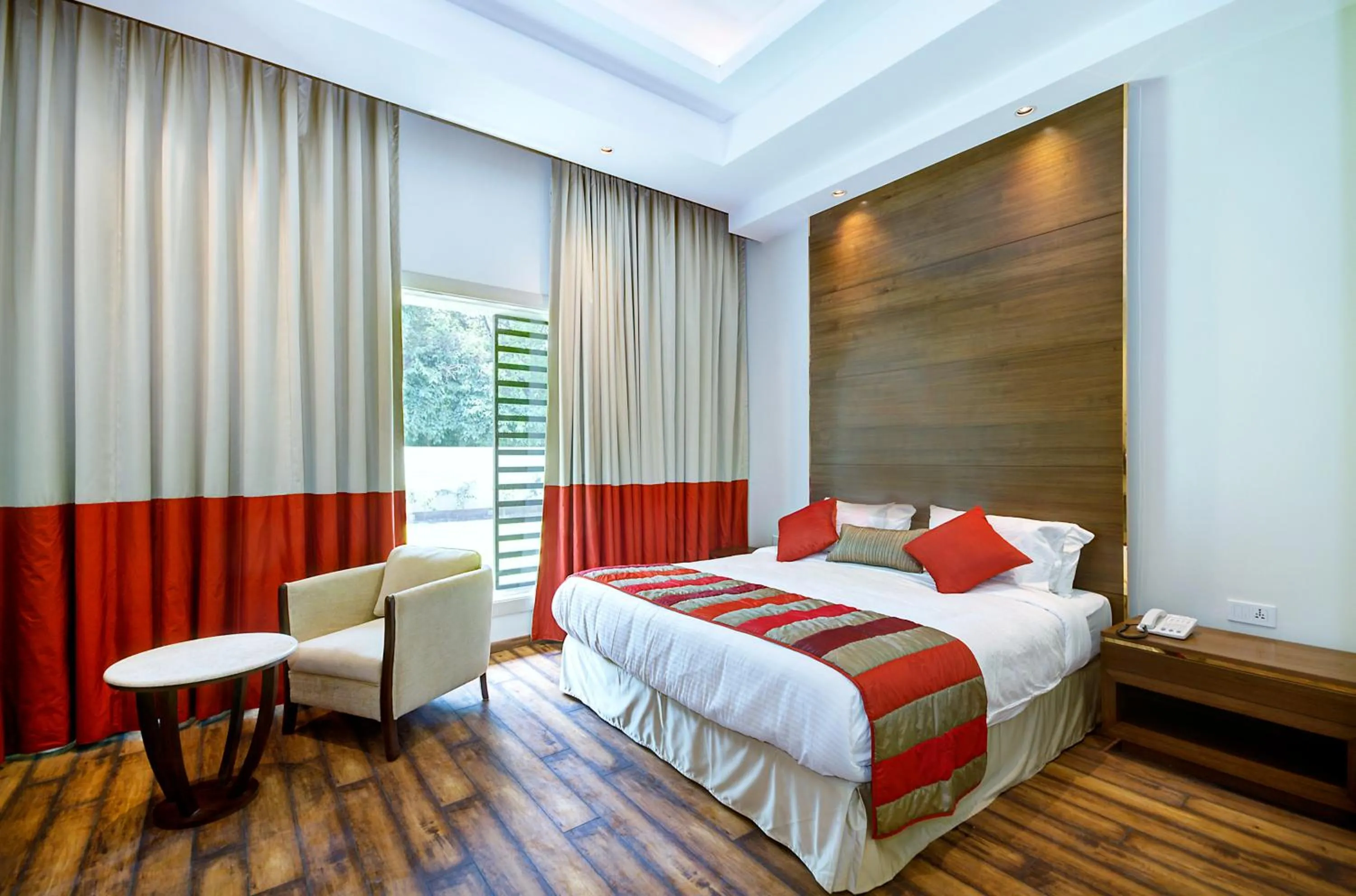 Bed in Hotel La Sagrita,Sunder Nagar
