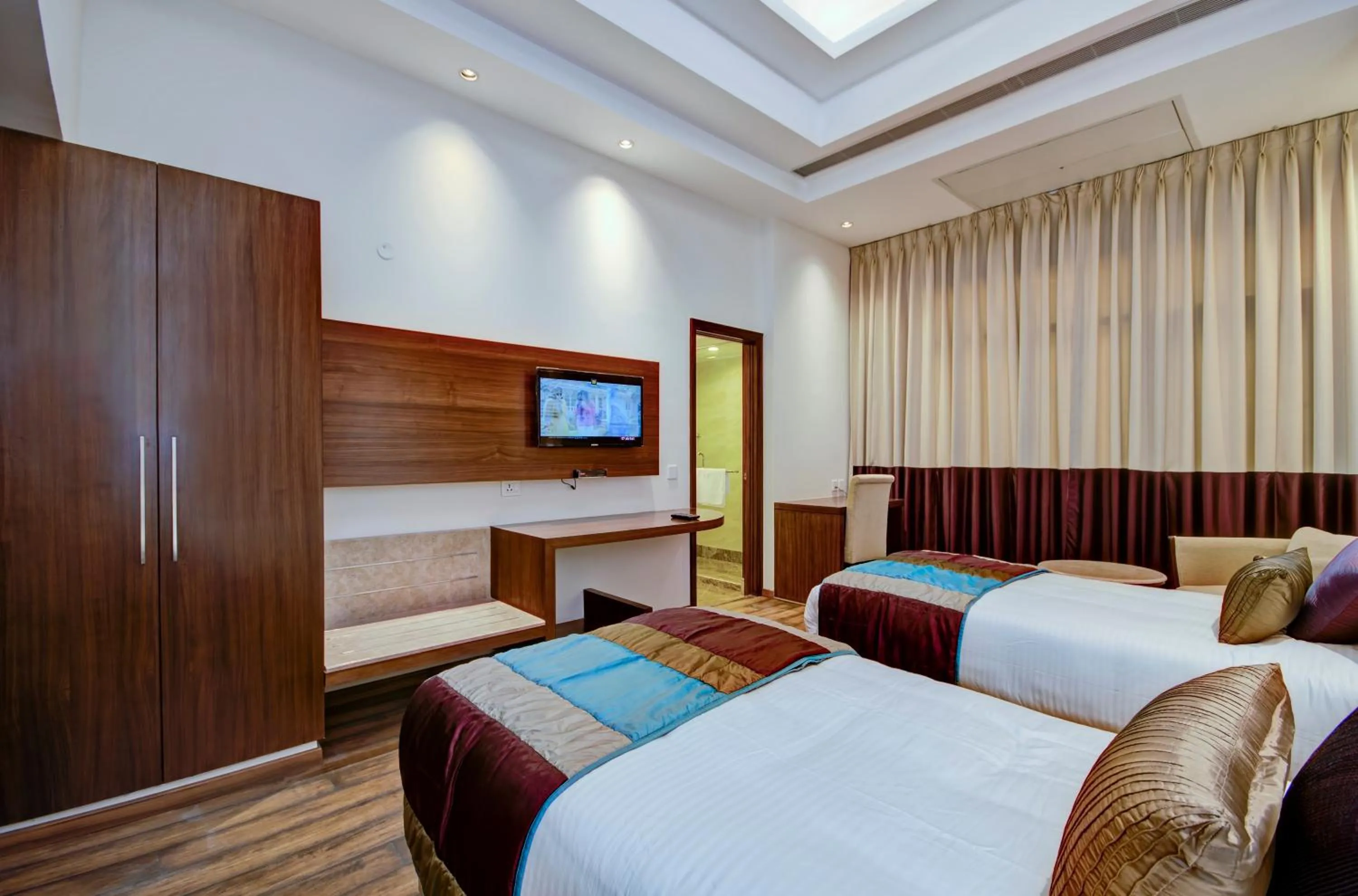 Photo of the whole room, Bed in Hotel La Sagrita,Sunder Nagar