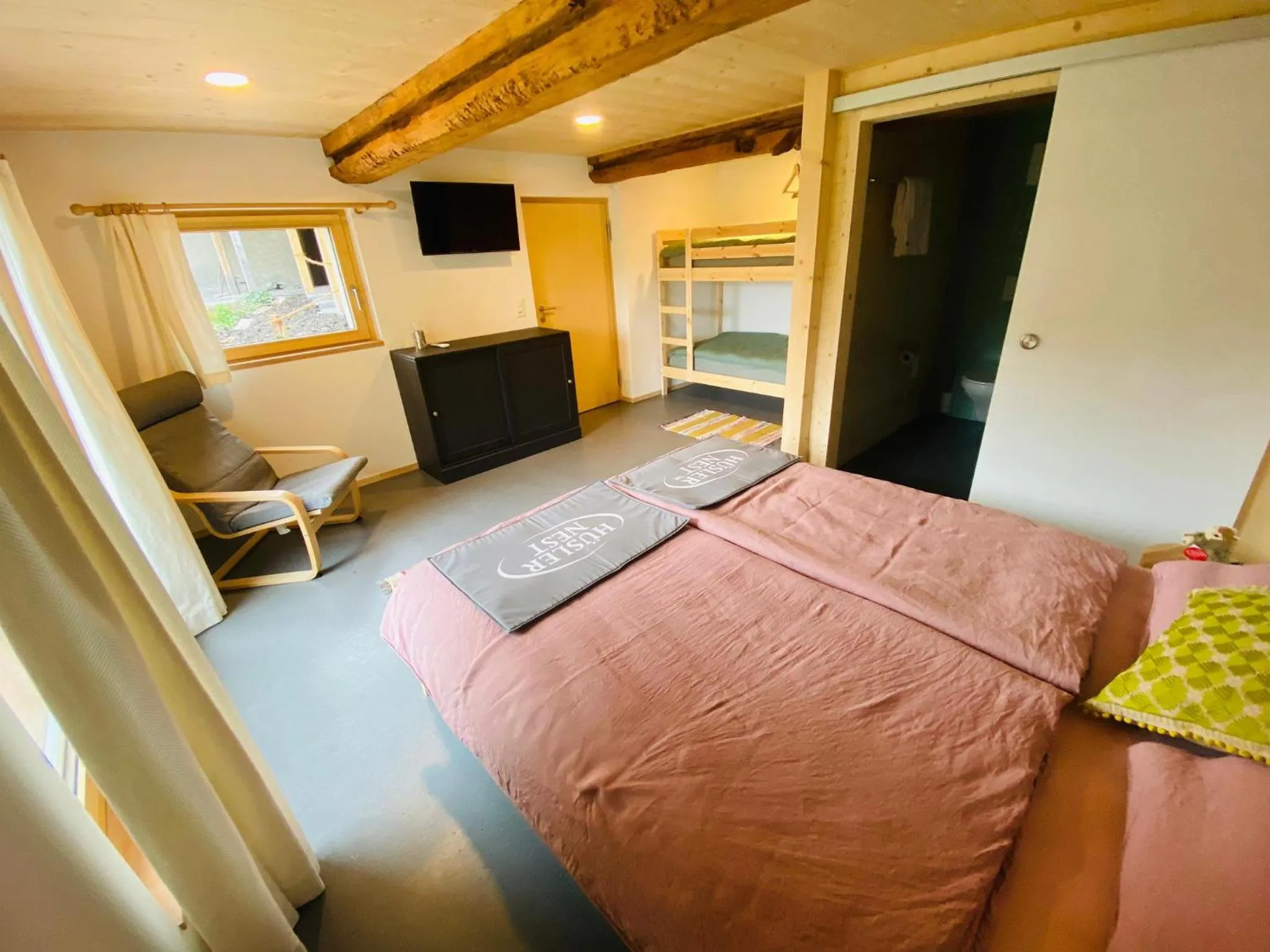 Bed in ViVa B&B Urmein