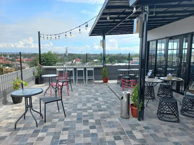 Restaurant/places to eat in NYENYAK MRT Lebak Bulus Simatupang