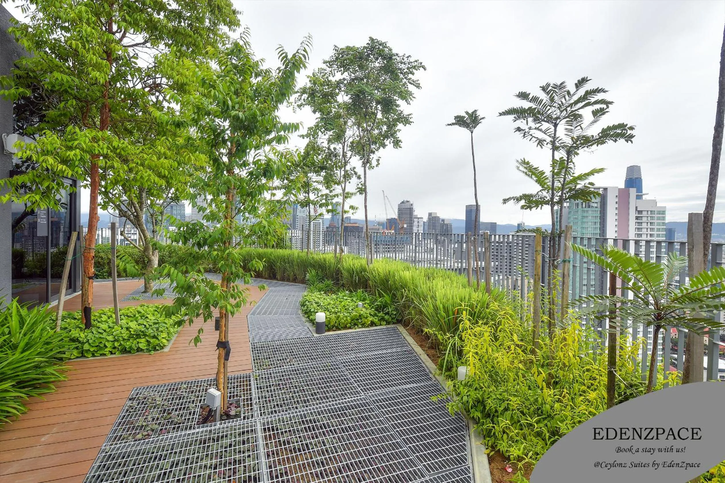 Garden in Ceylonz Suites by EdenZpace