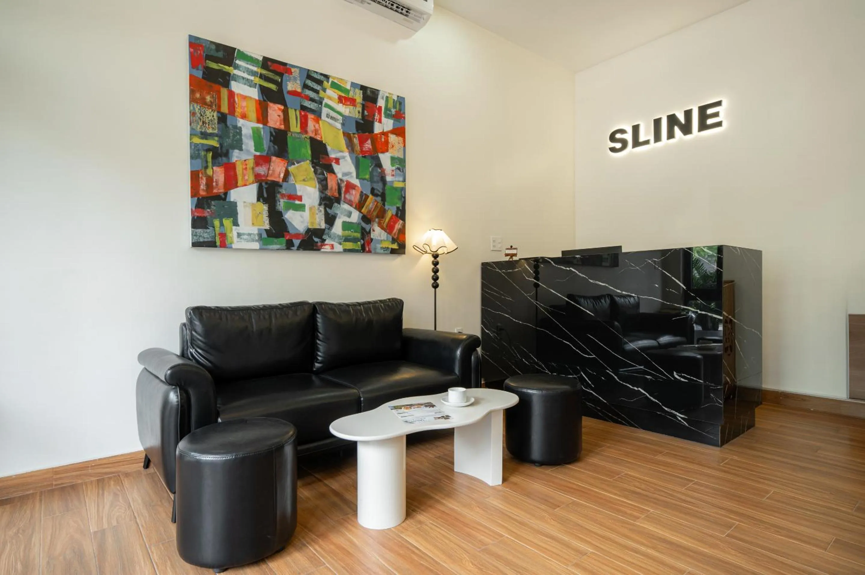 Sline Hotel