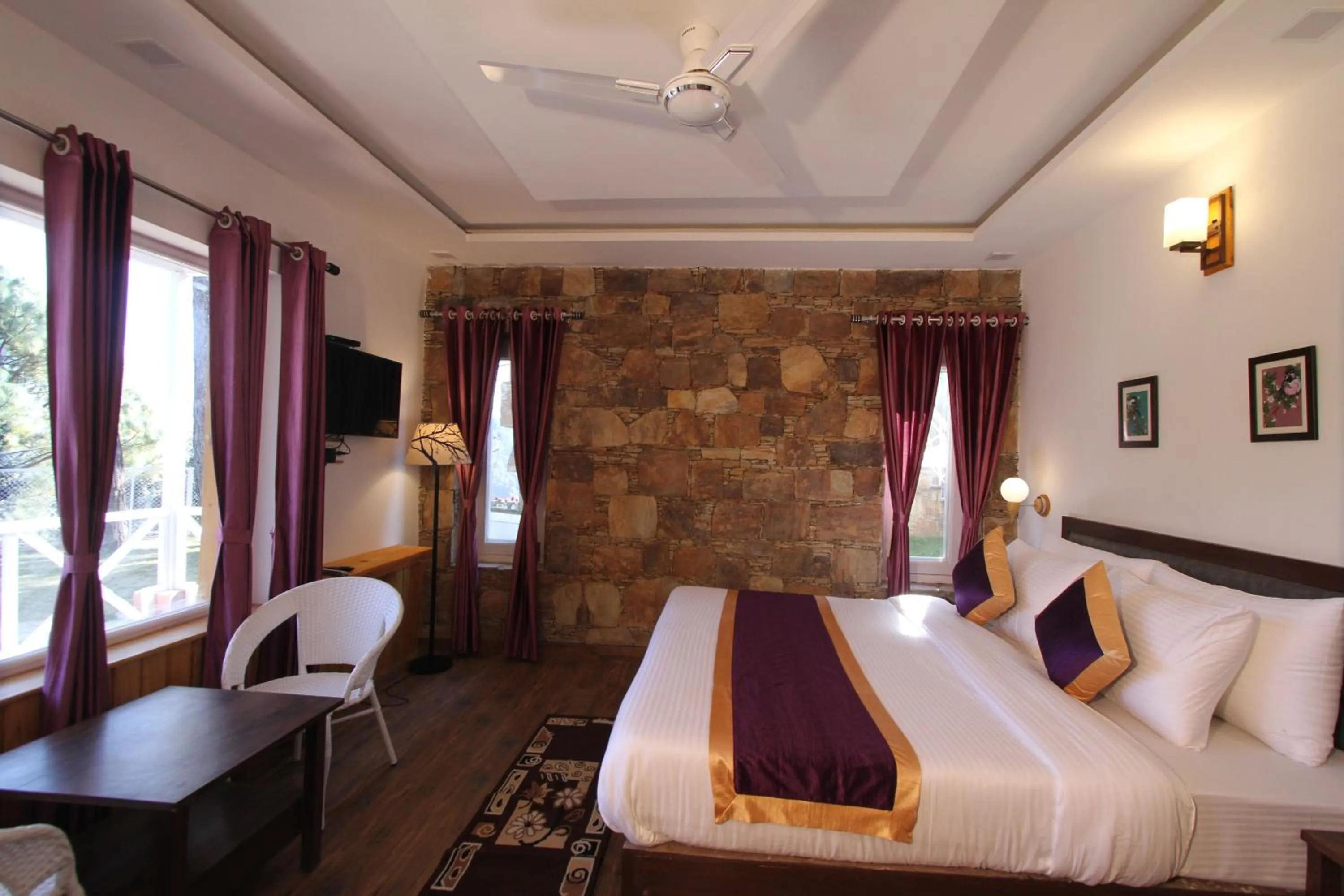 Bed in The Nature's Green Resort, Bhimtal, Nainital