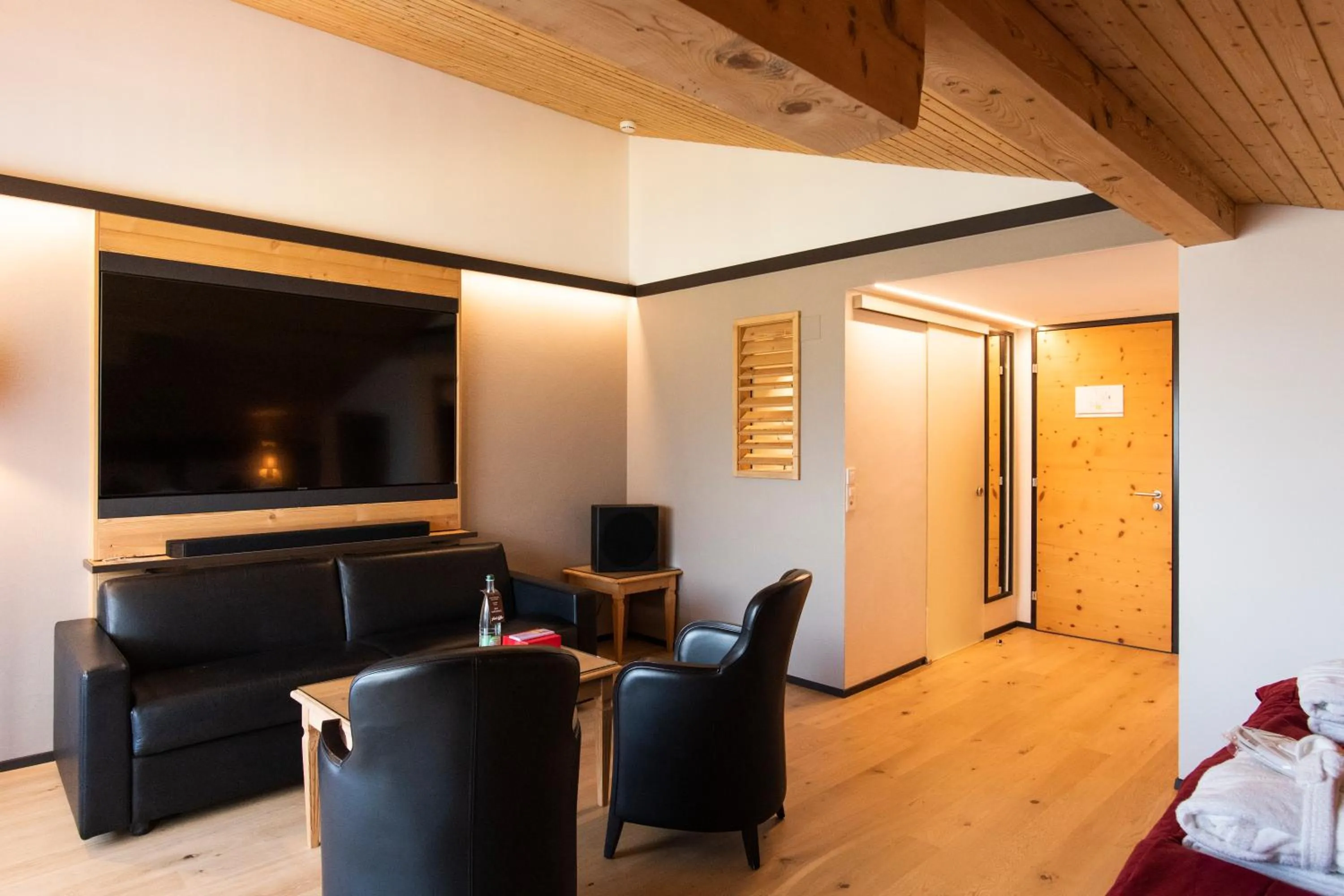 Bed in Hôtel Cailler & Bains de la Gruyère