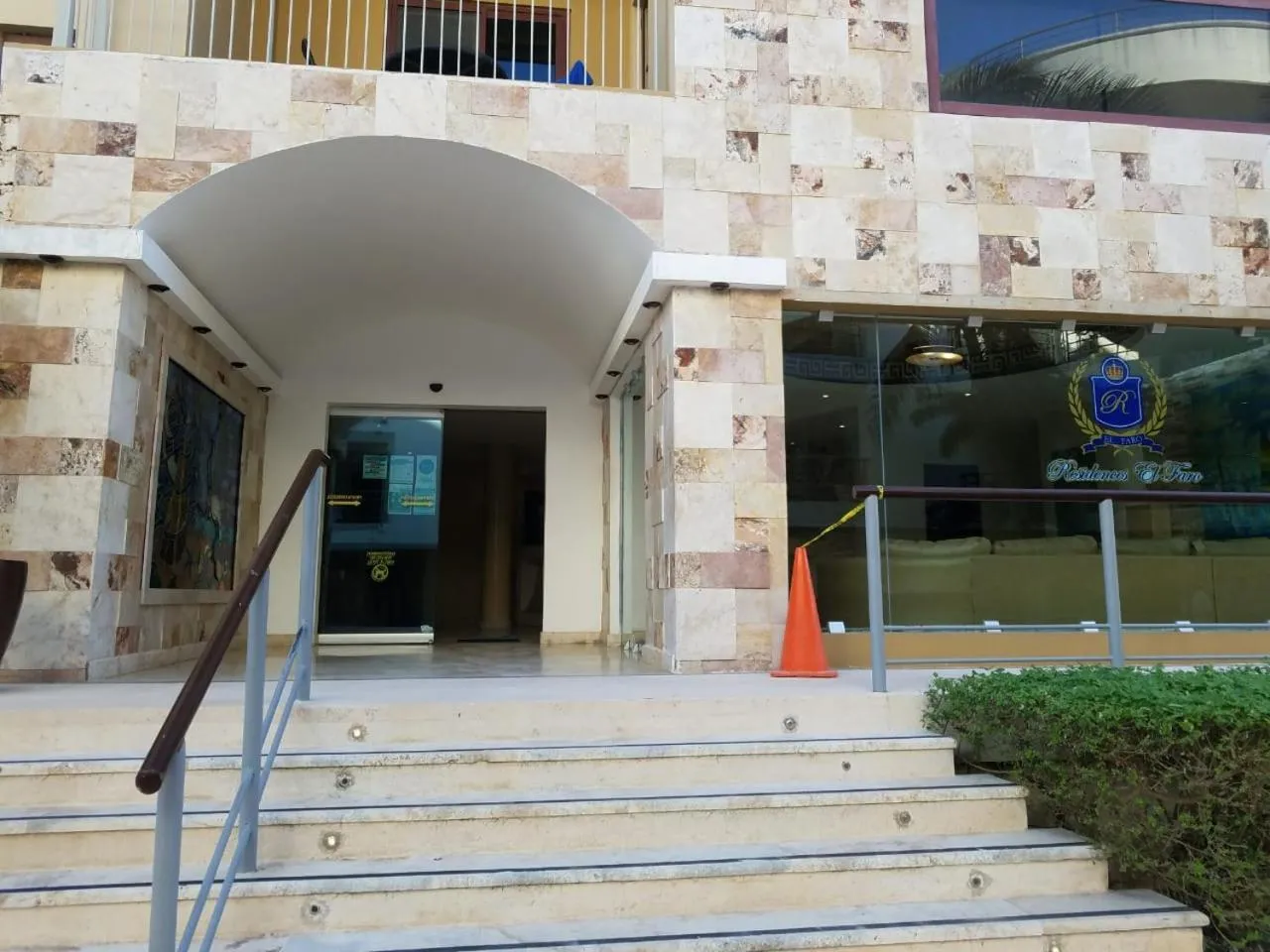 Facade/entrance in Ocean Front El Faro Reef 304