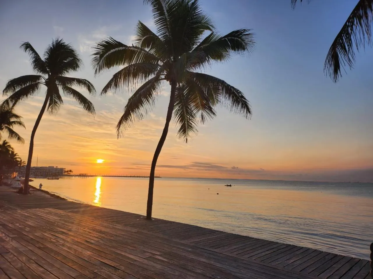 Ocean Front El Faro Reef 304