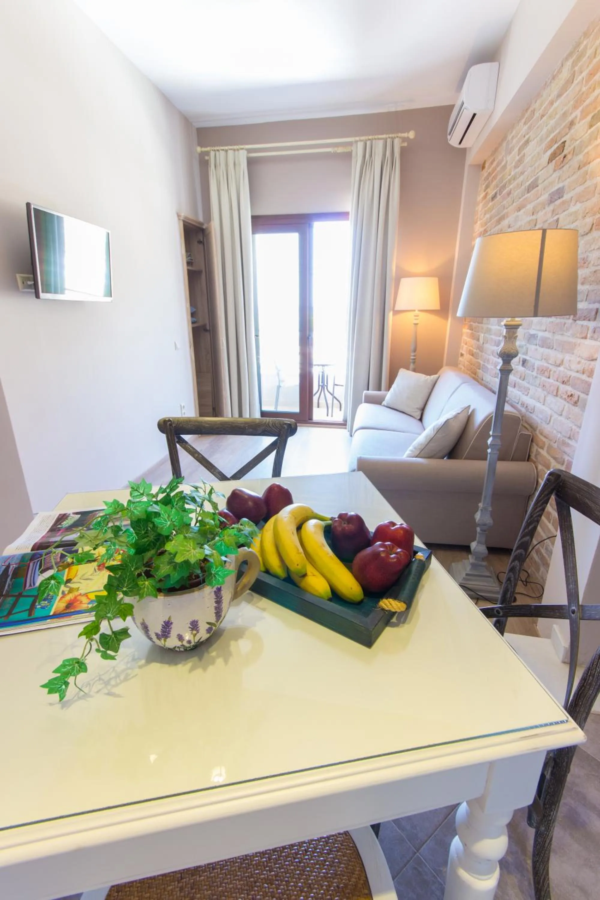 Photo of the whole room in Hotel Galini