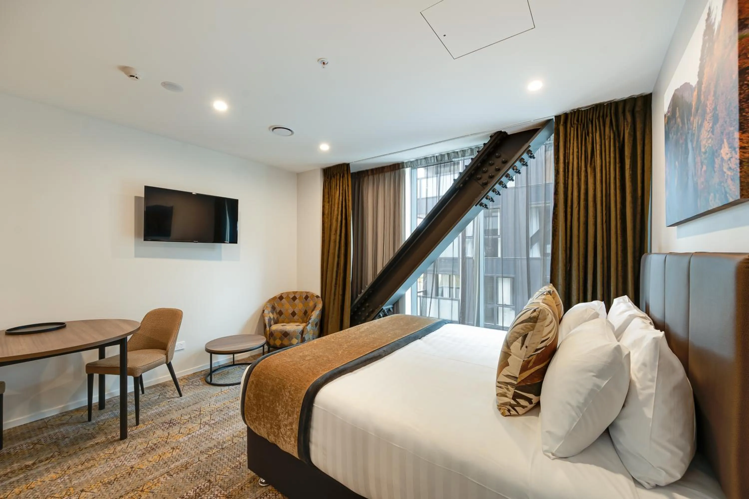 Photo of the whole room, Bed in La Quinta by Wyndham Remarkables Park Queenstown