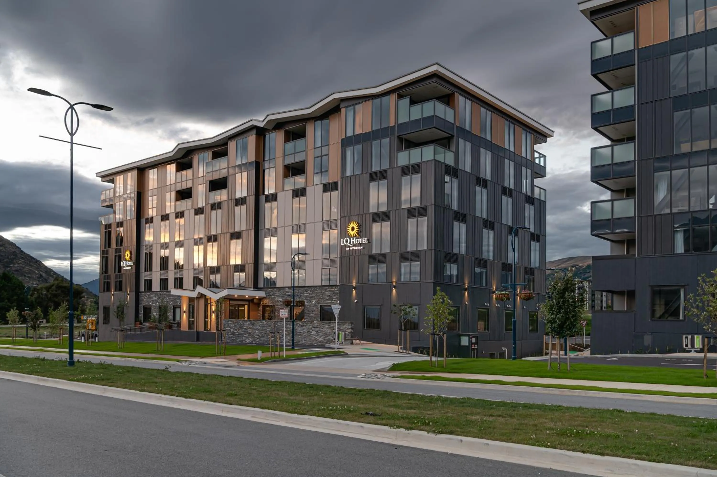 Property building in La Quinta by Wyndham Remarkables Park Queenstown