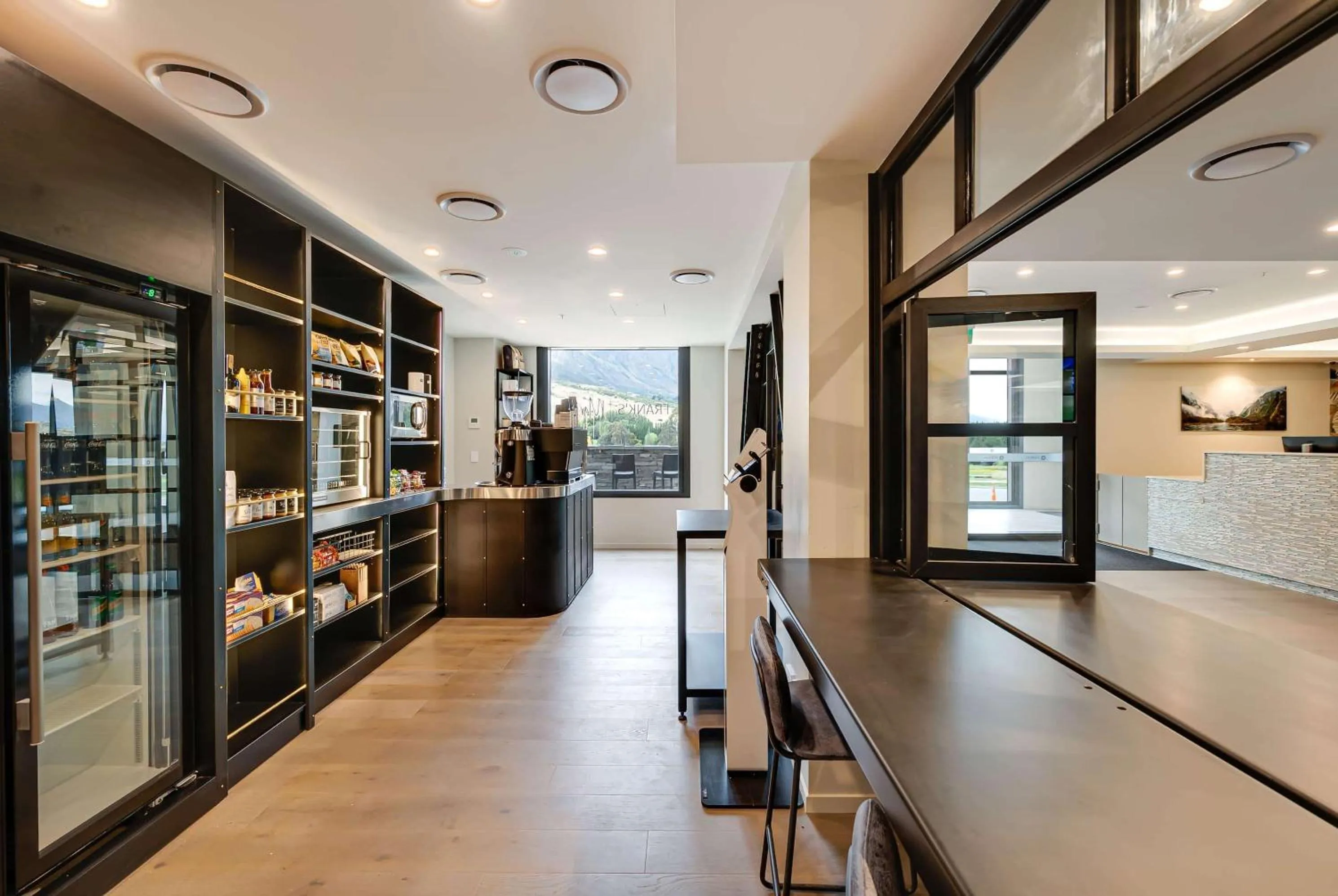 Lobby or reception in La Quinta by Wyndham Remarkables Park Queenstown