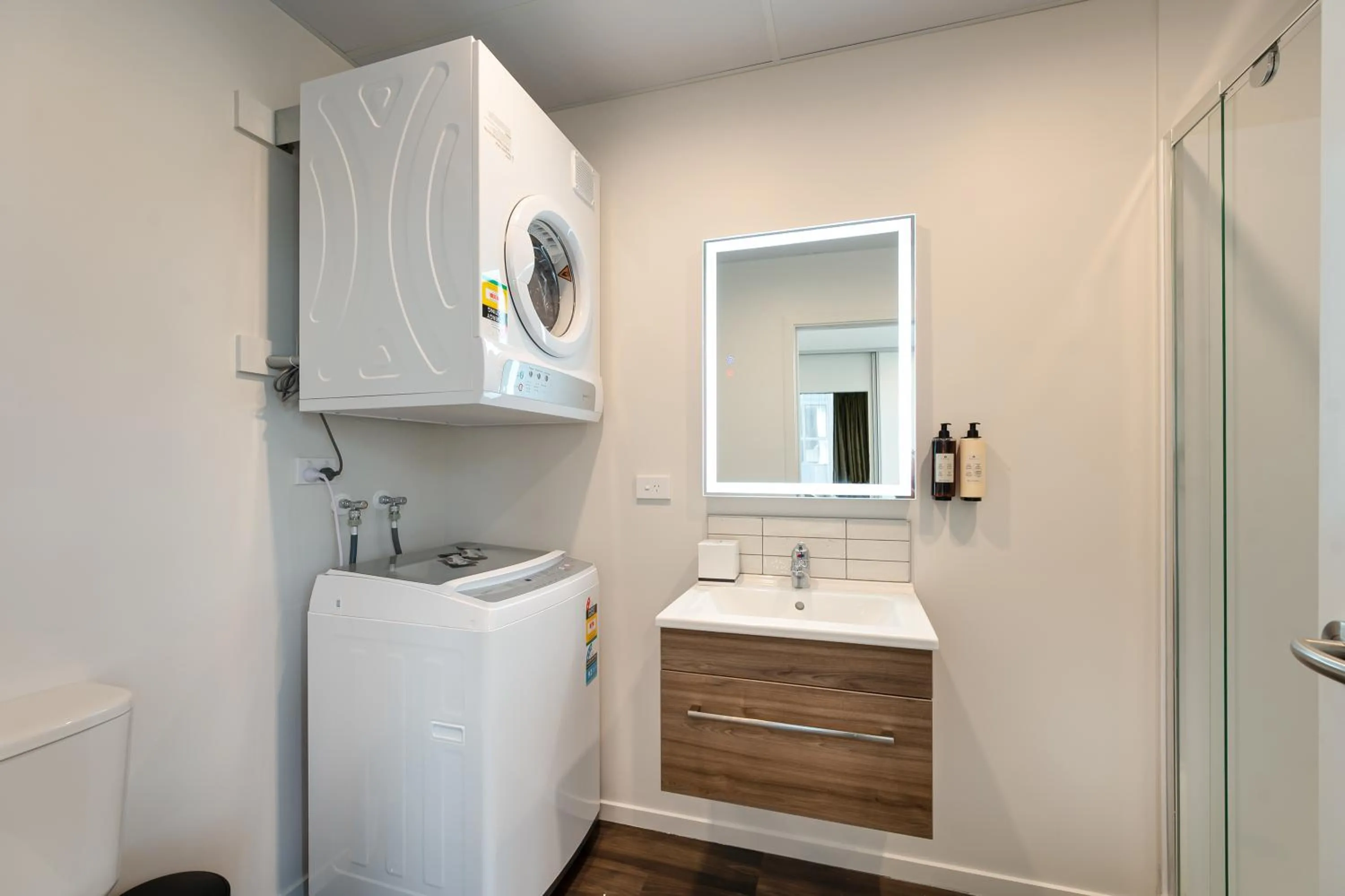 Bathroom in La Quinta by Wyndham Remarkables Park Queenstown