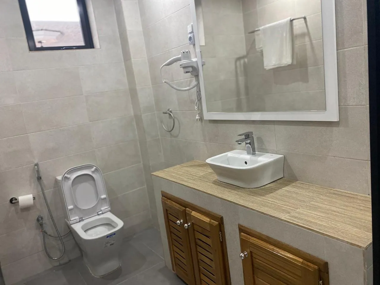 Toilet in Hotel Residence La Corniche